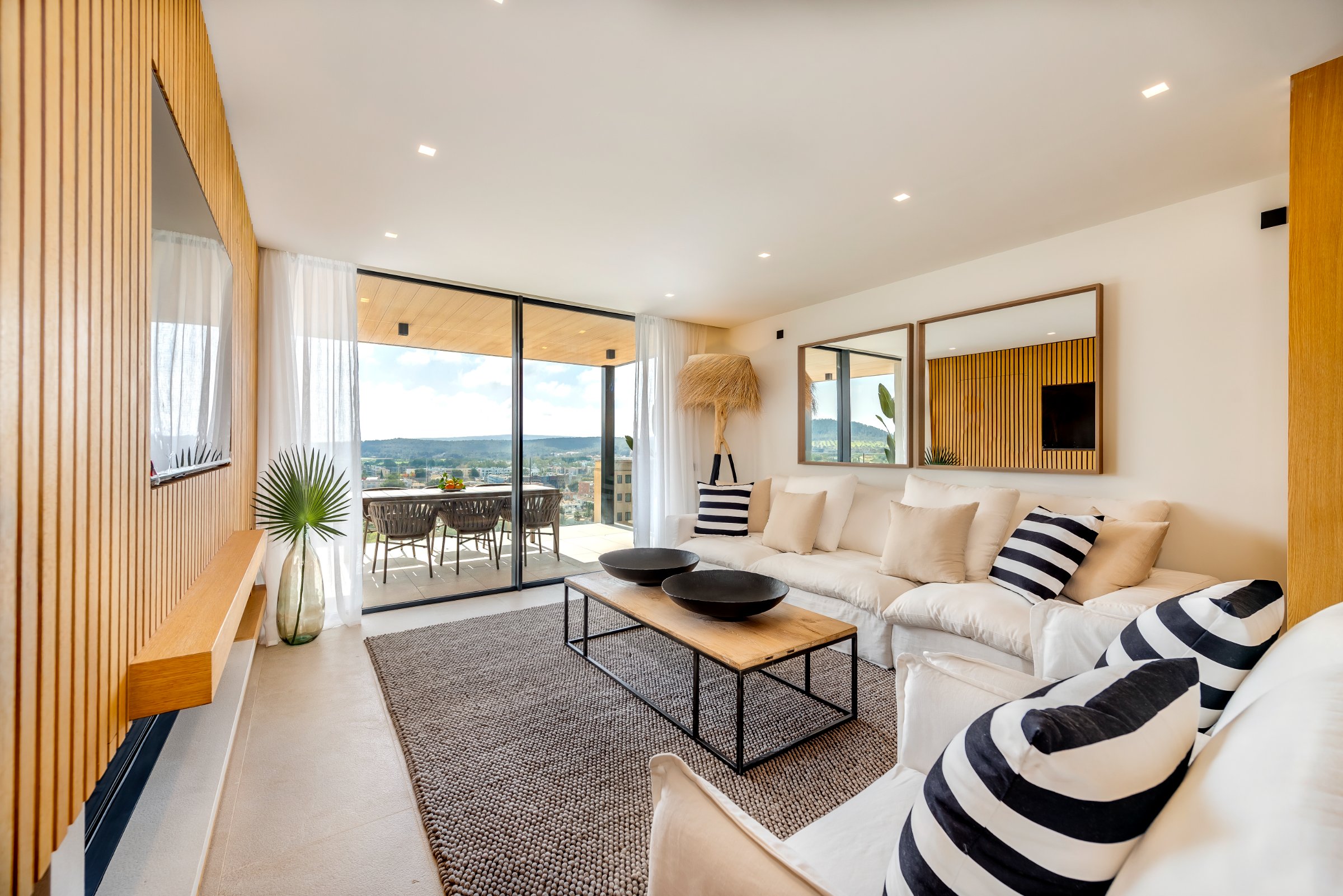 Penthouse with sea view and private pool in Santa Ponsa