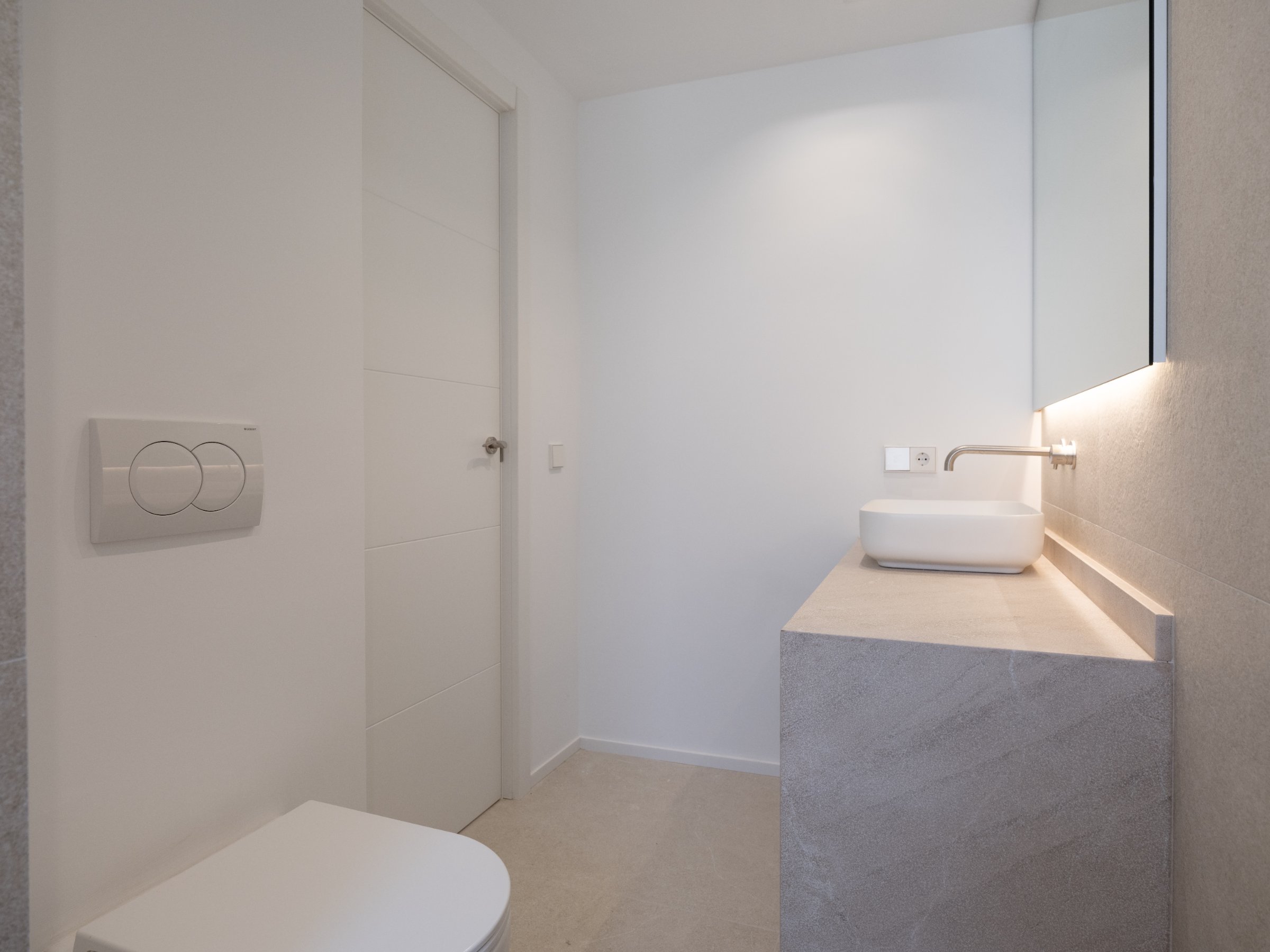 Geschmackvoll renovierte Wohnung mit Meerblick in Sant Agustín