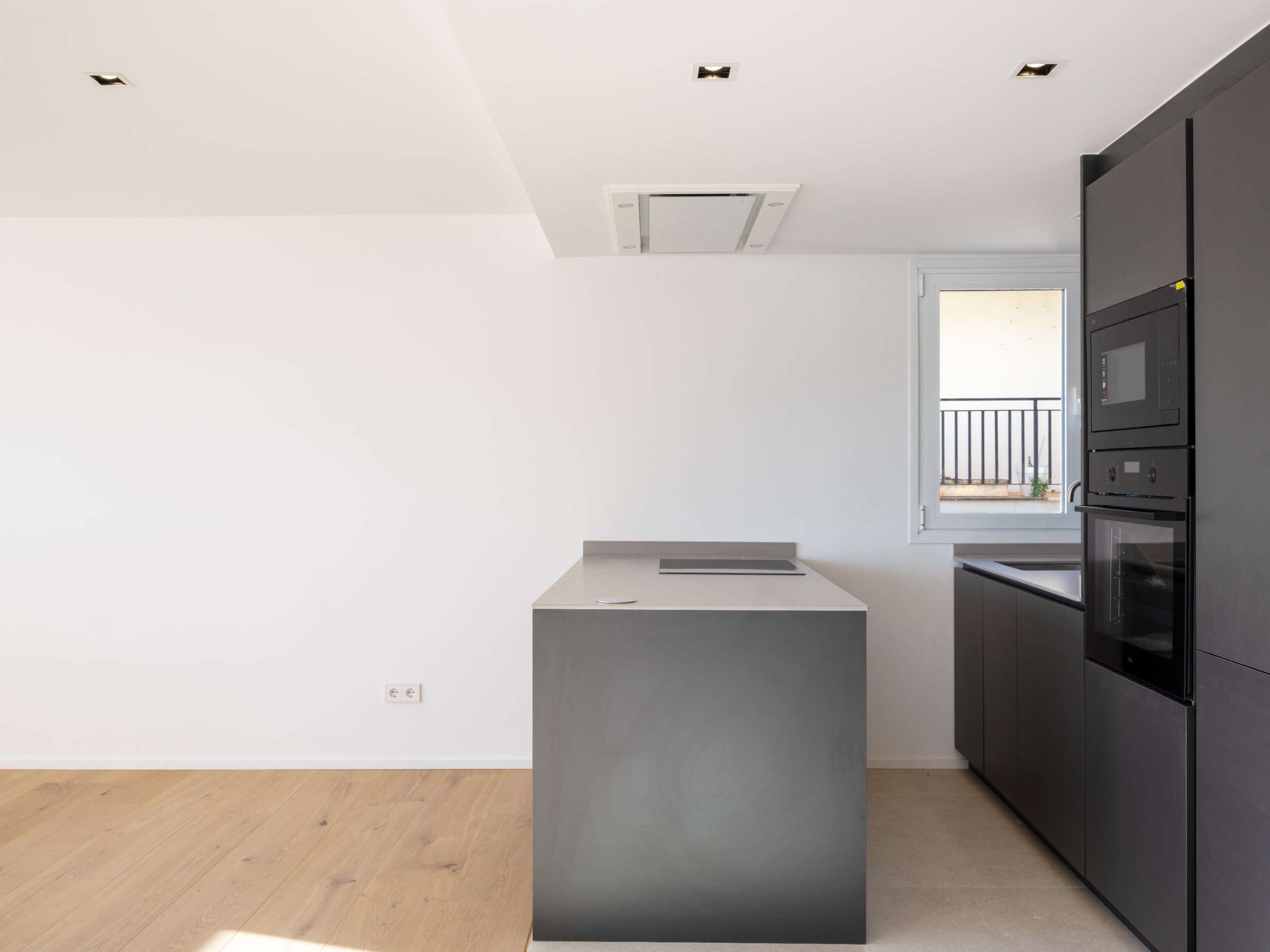 Geschmackvoll renovierte Wohnung mit Meerblick in Sant Agustín