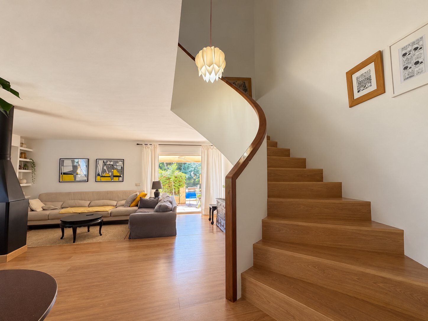 Charming Duplex Living in La Bonanova