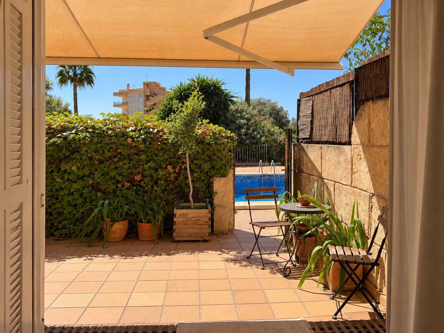 Charming Duplex Living in La Bonanova