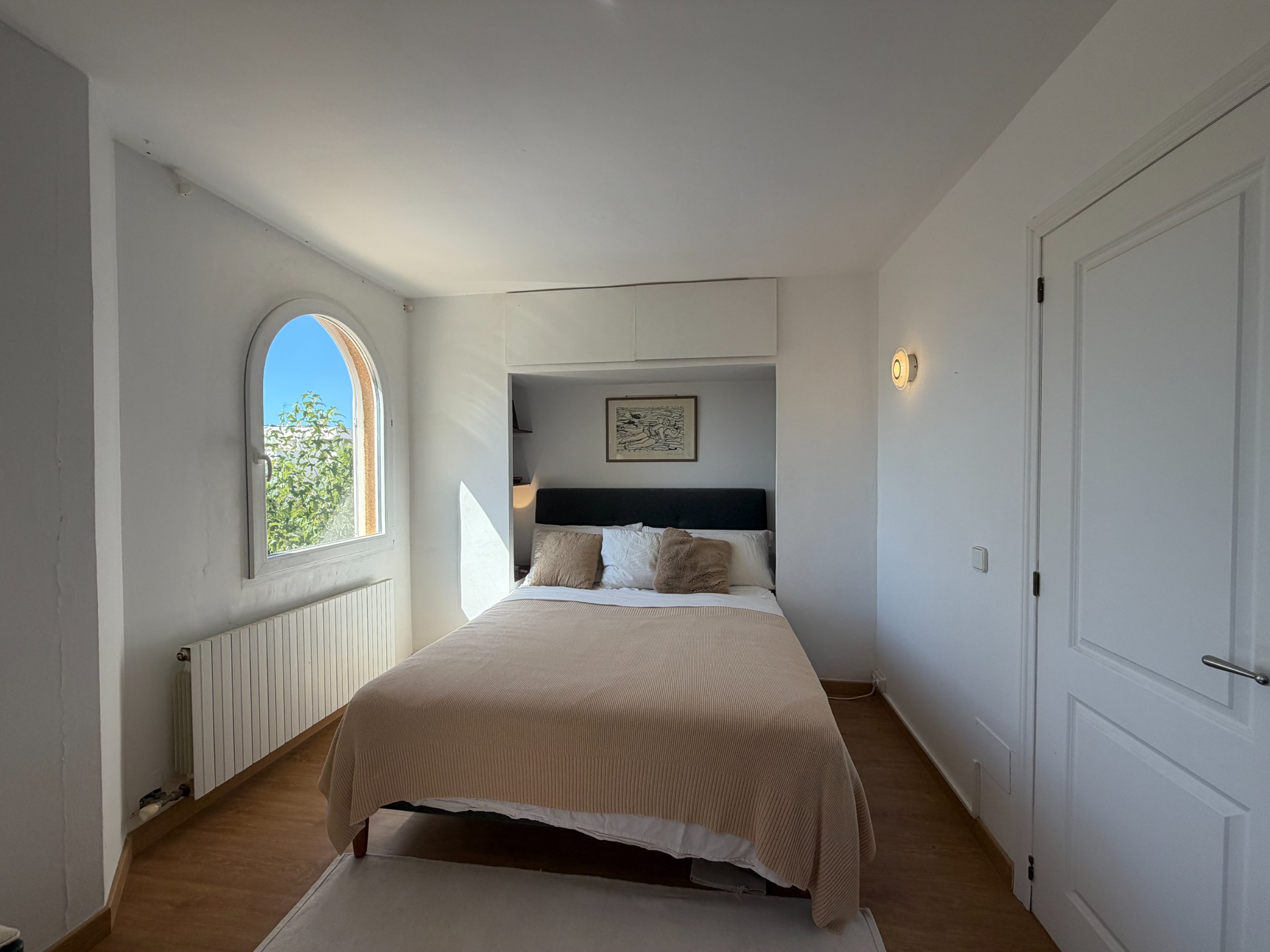 Charming Duplex Living in La Bonanova