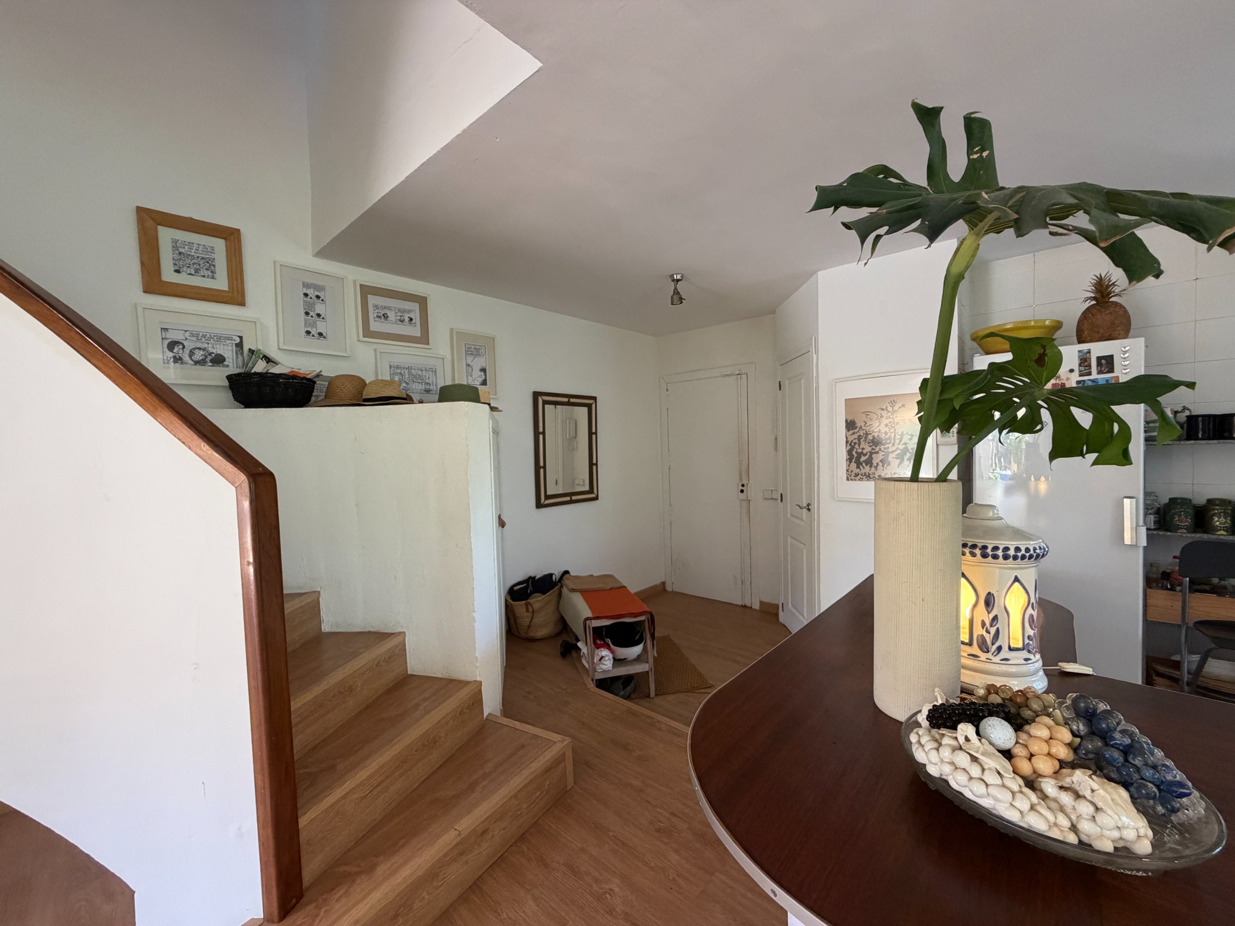 Charming Duplex Living in La Bonanova