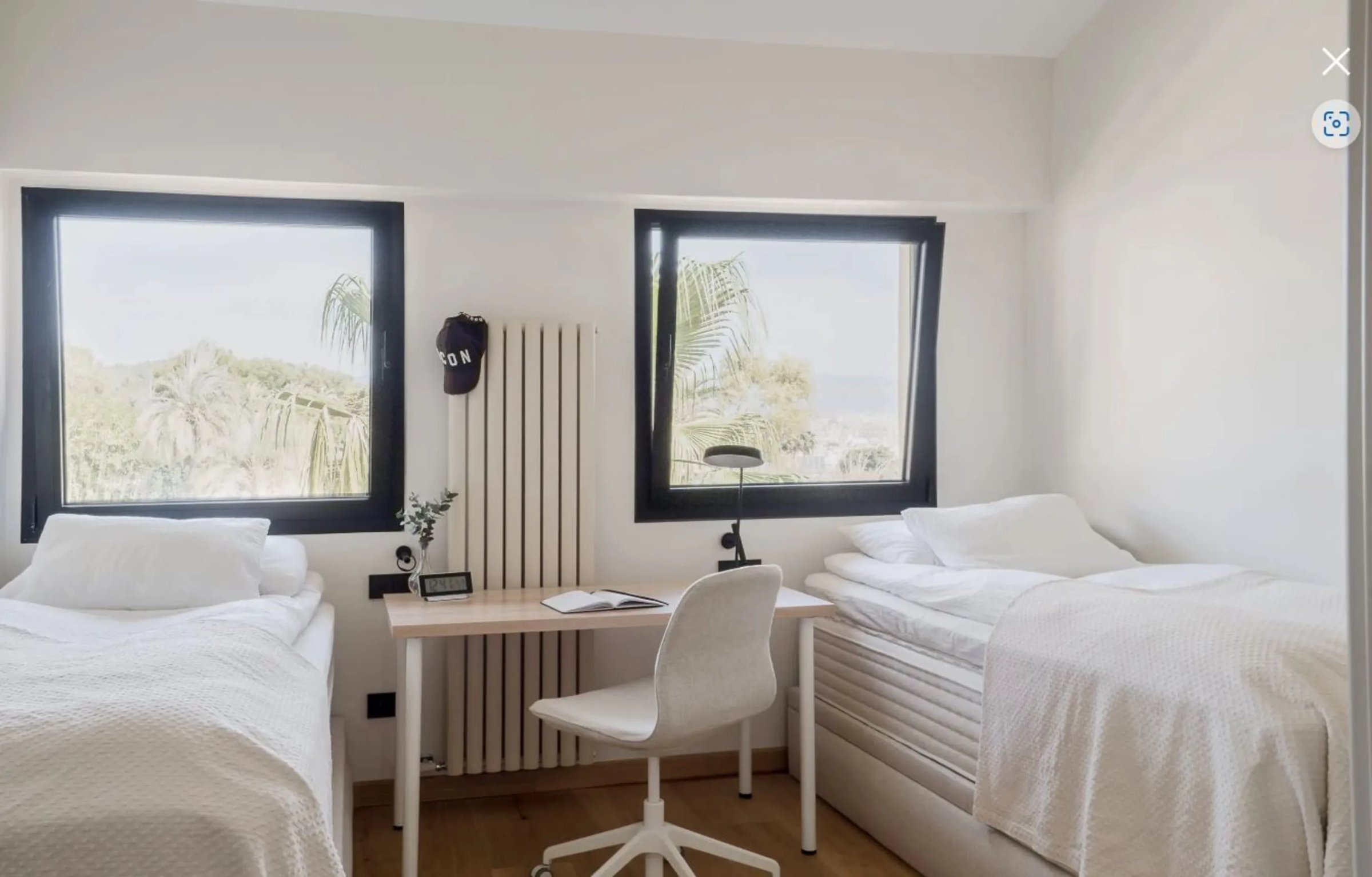 Contemporary Duplex Penthouse in La Bonanova