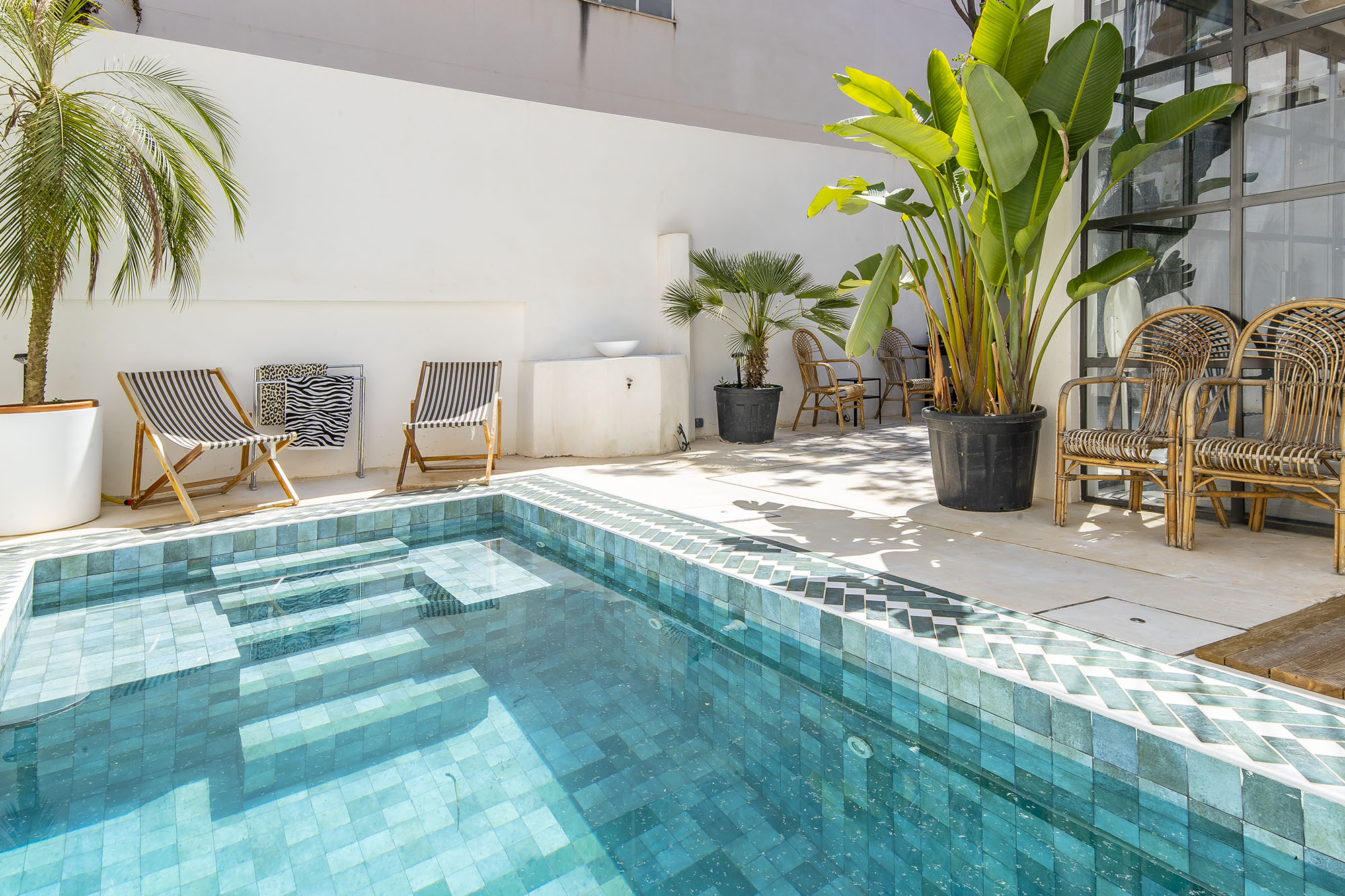 Fully renovated townhouse in Palma with pool