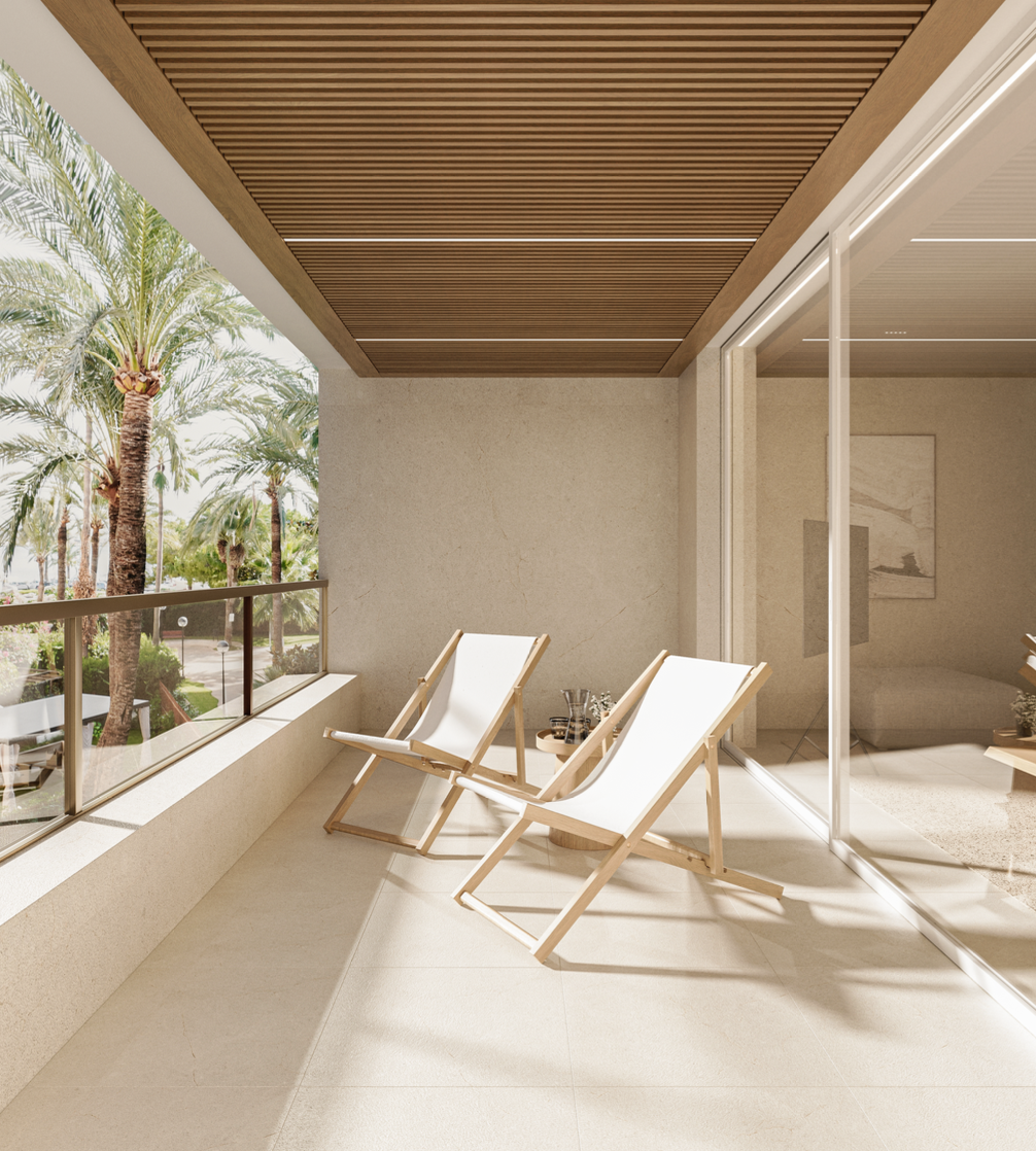 Triplex on Prestigious Paseo Marítimo with sea view