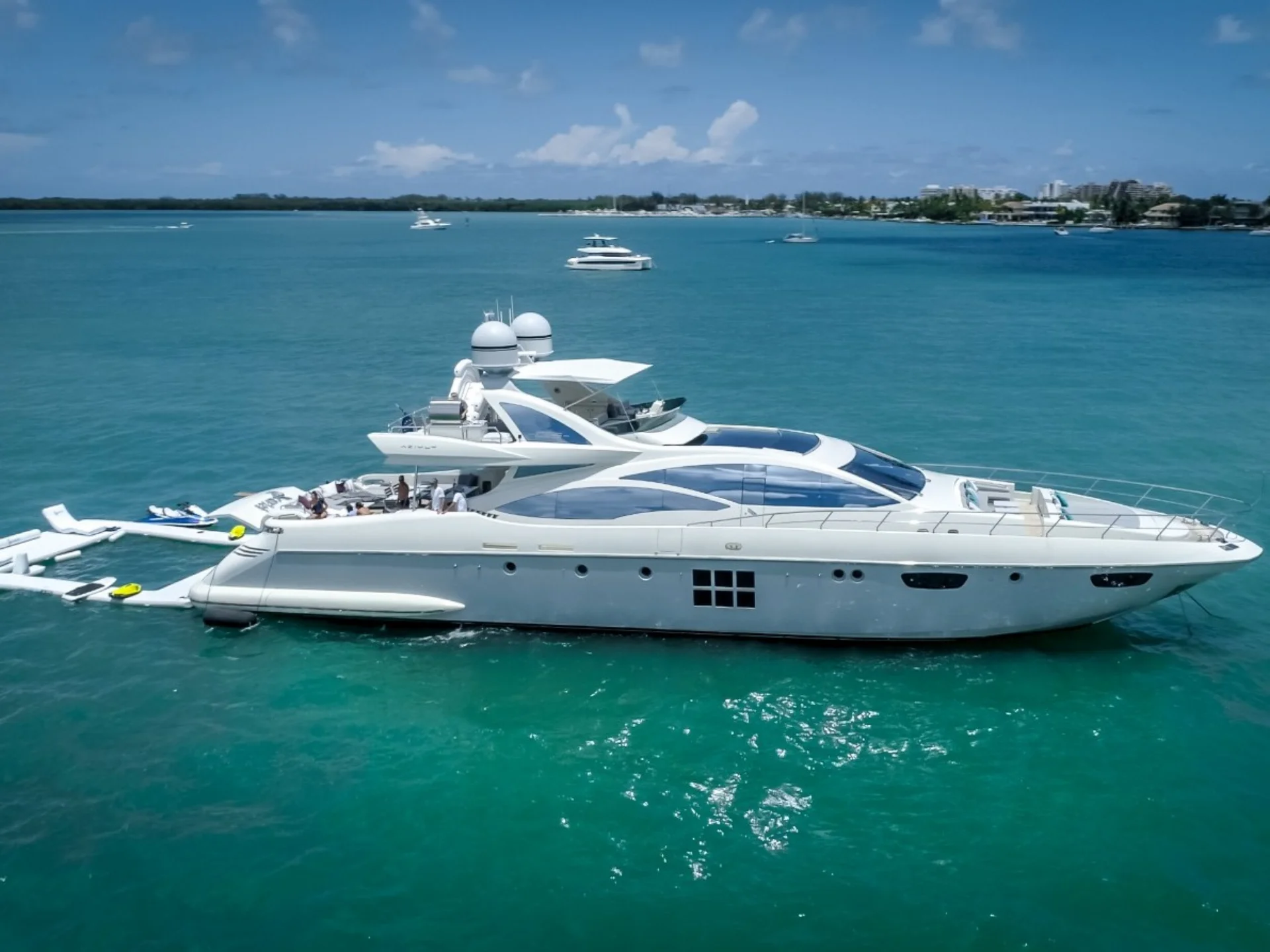 SCARLET | Azimut 103S - Azimut