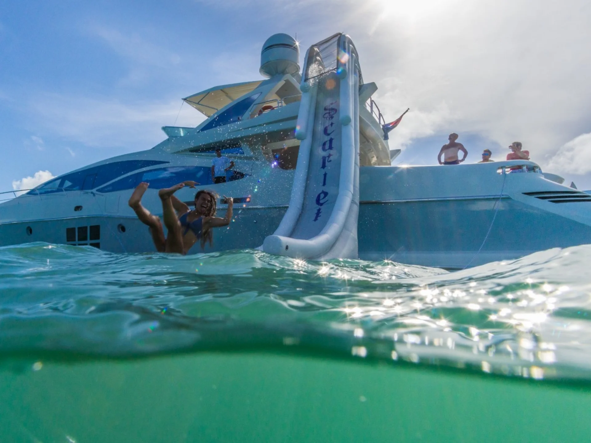 SCARLET | Azimut 103S - Azimut