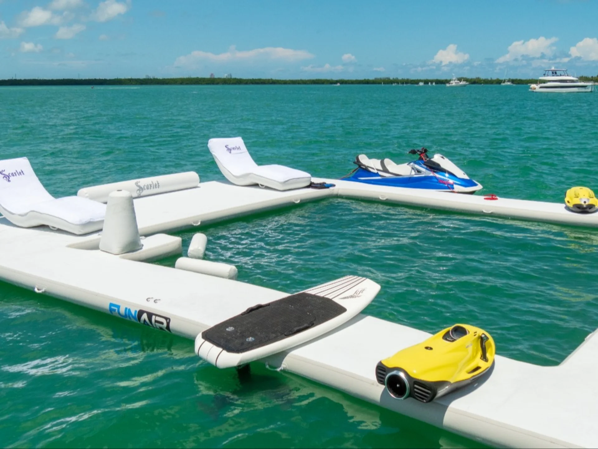 SCARLET | Azimut 103S - Azimut