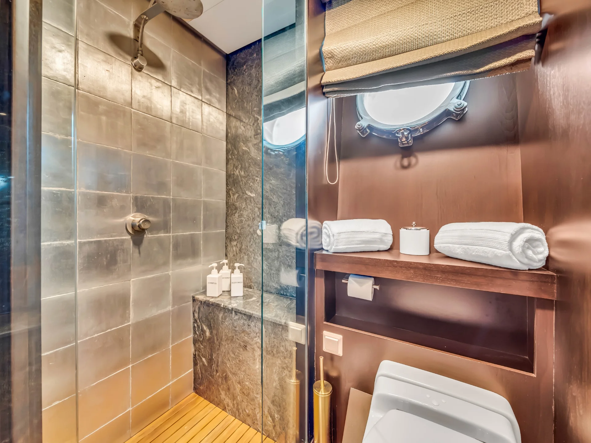 RYLAX | Azimut 116 - Azimut