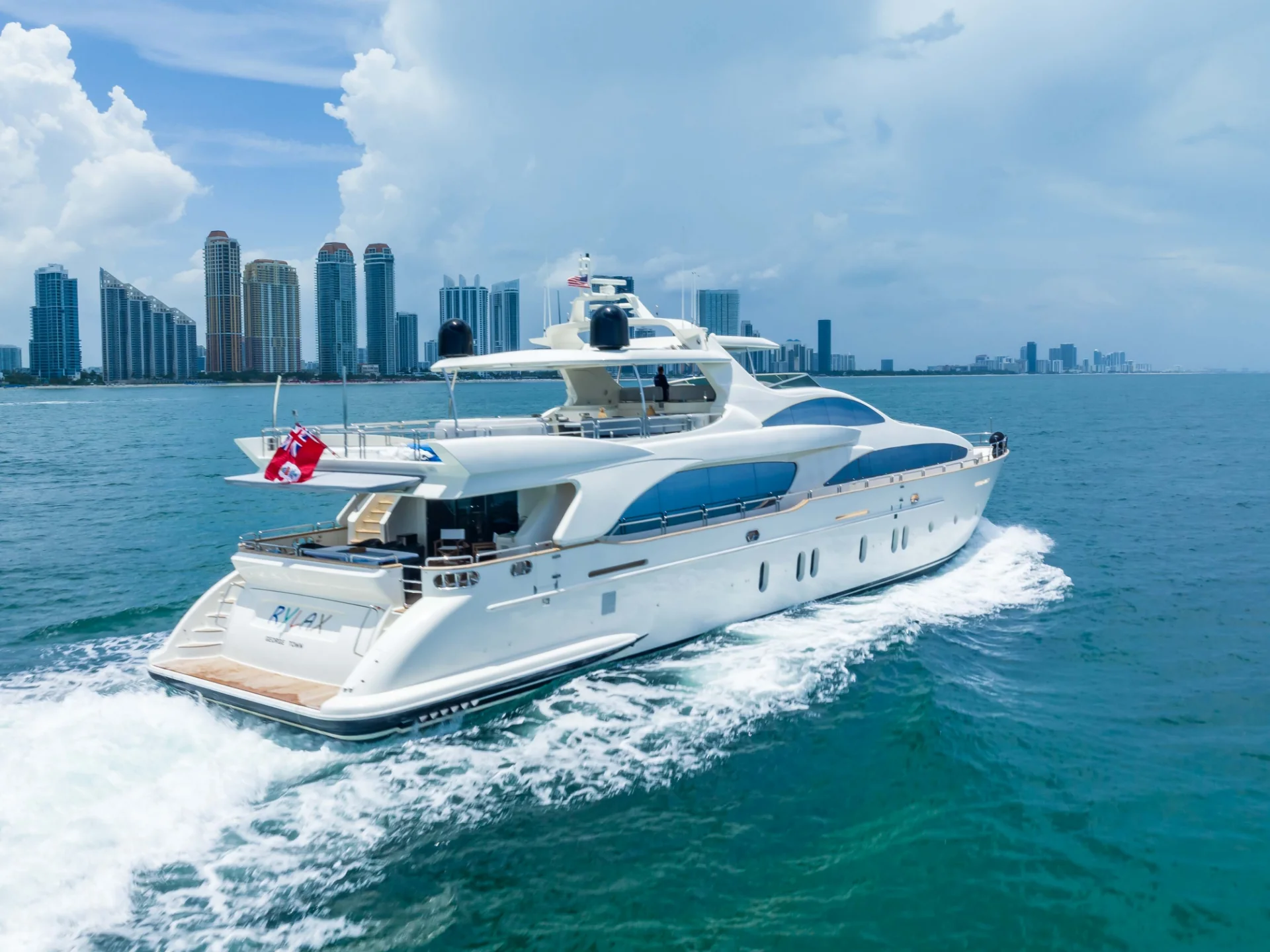 RYLAX | Azimut 116 - Azimut