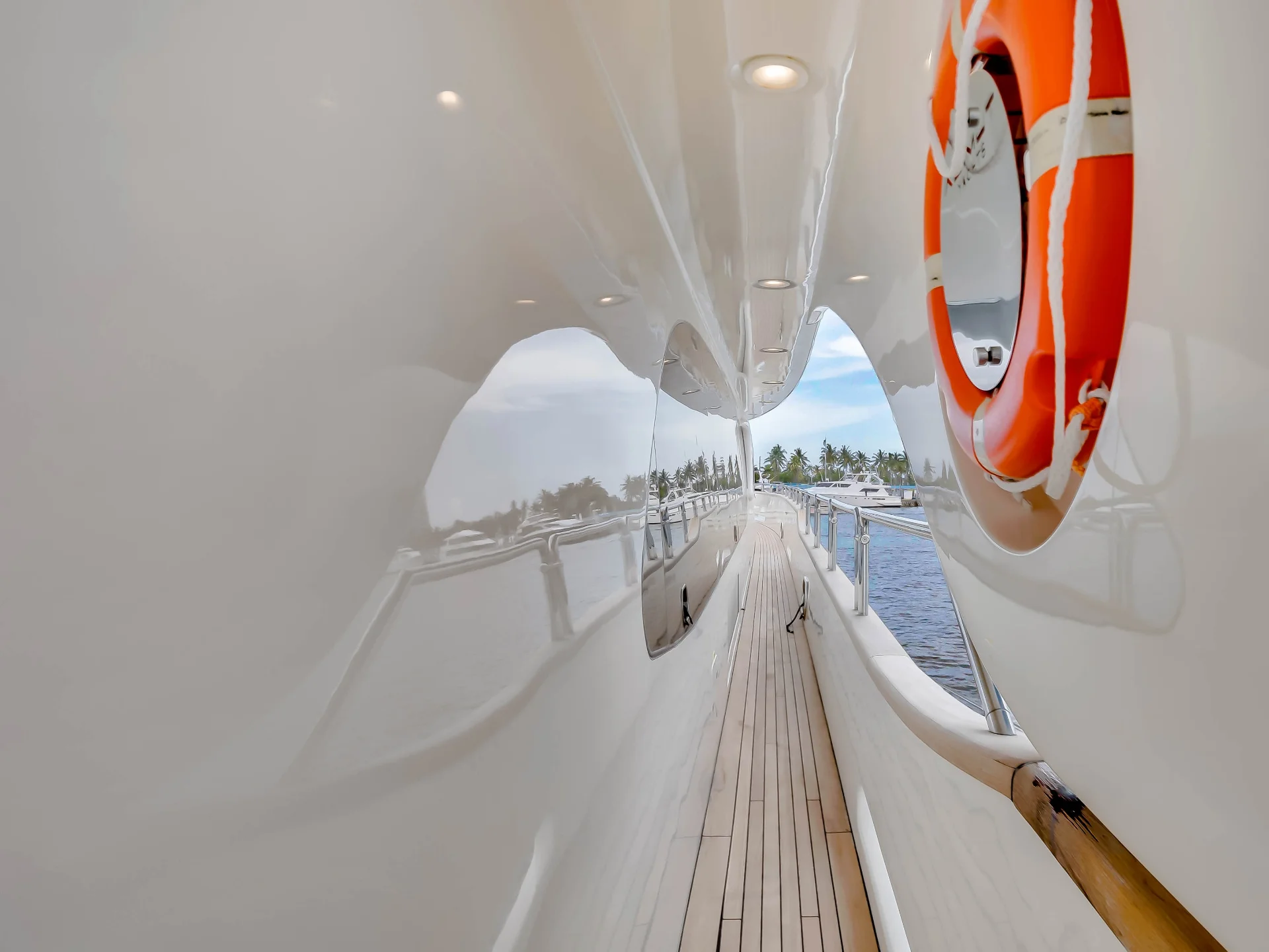 RYLAX | Azimut 116 - Azimut