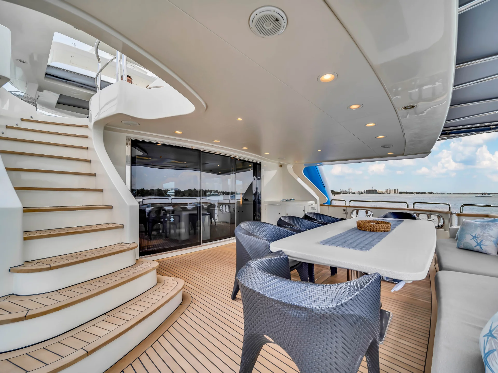 RYLAX | Azimut 116 - Azimut