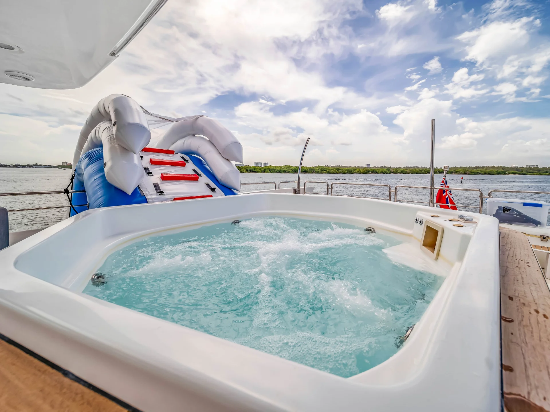 RYLAX | Azimut 116 - Azimut