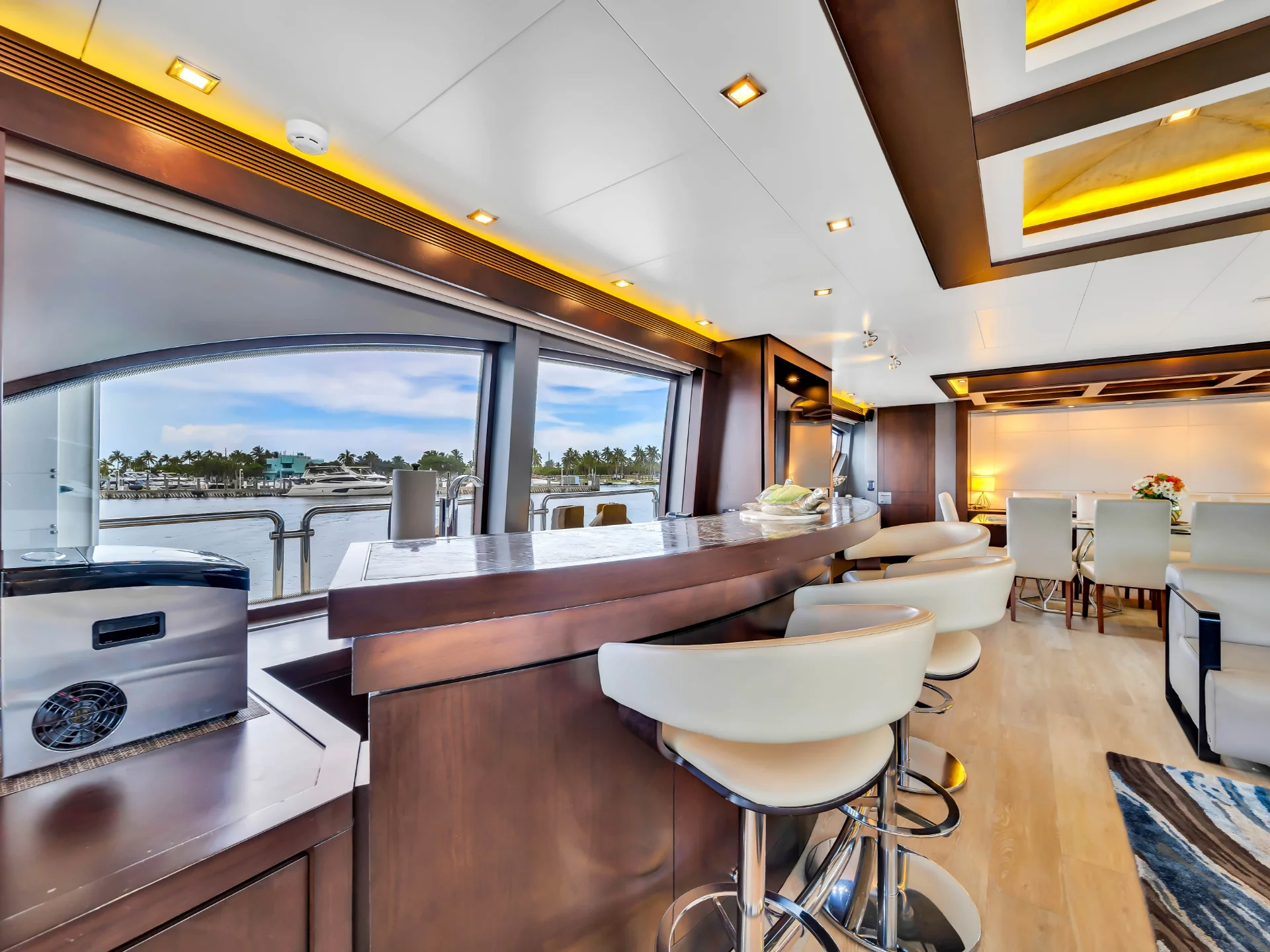 RYLAX | Azimut 116 - Azimut