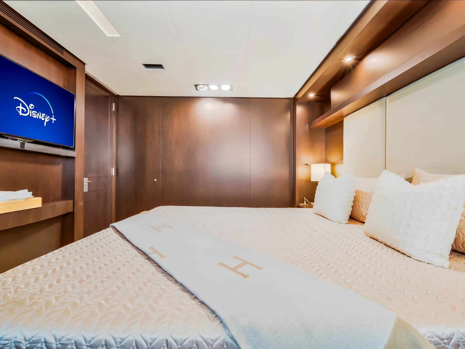 RYLAX | Azimut 116 - Azimut