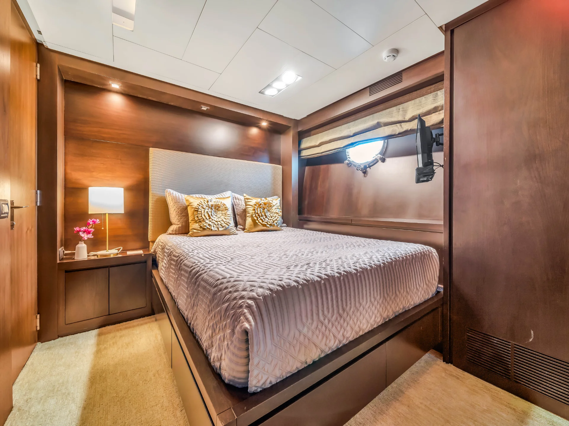 RYLAX | Azimut 116 - Azimut