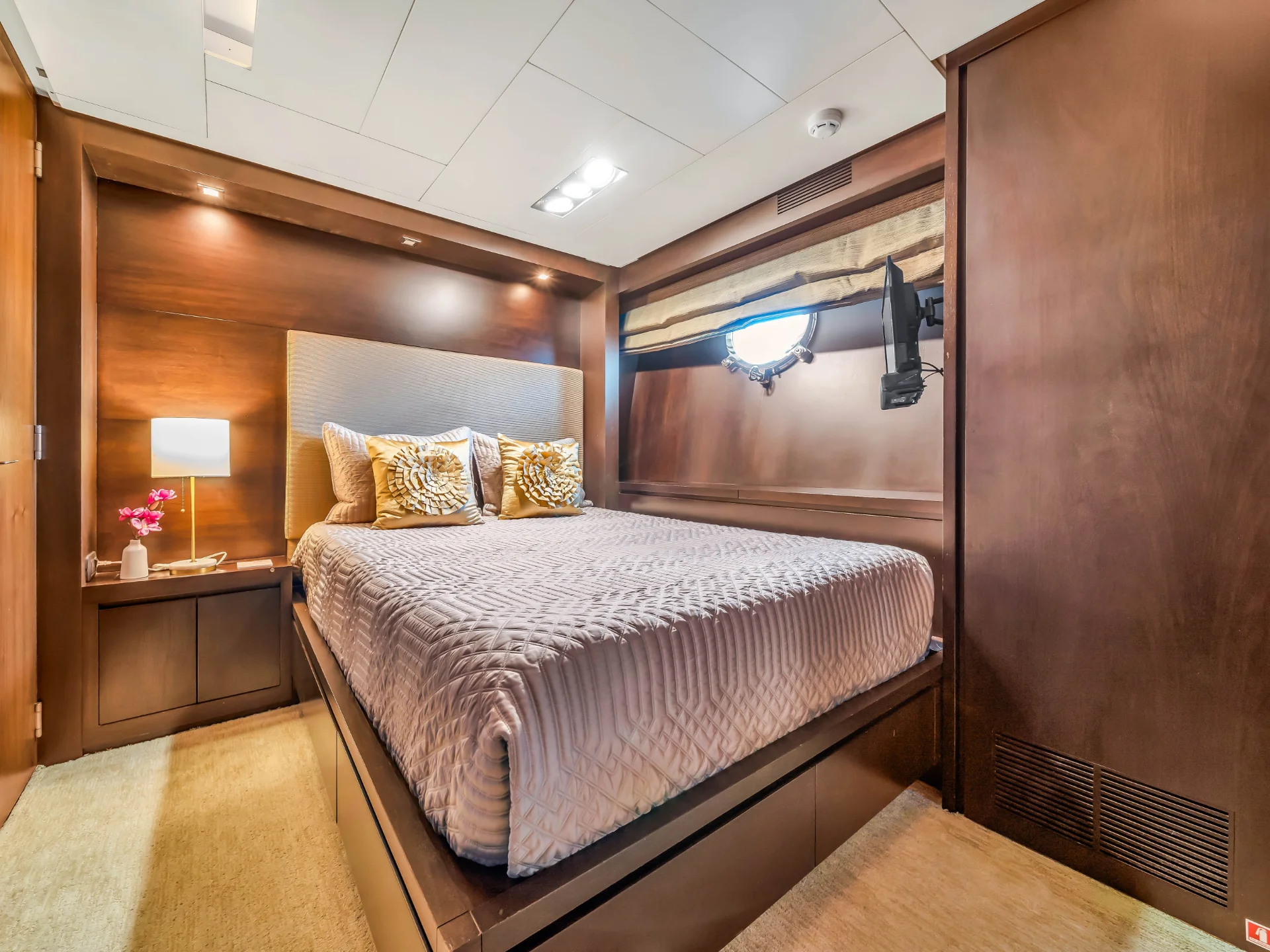 RYLAX | Azimut 116 - Azimut