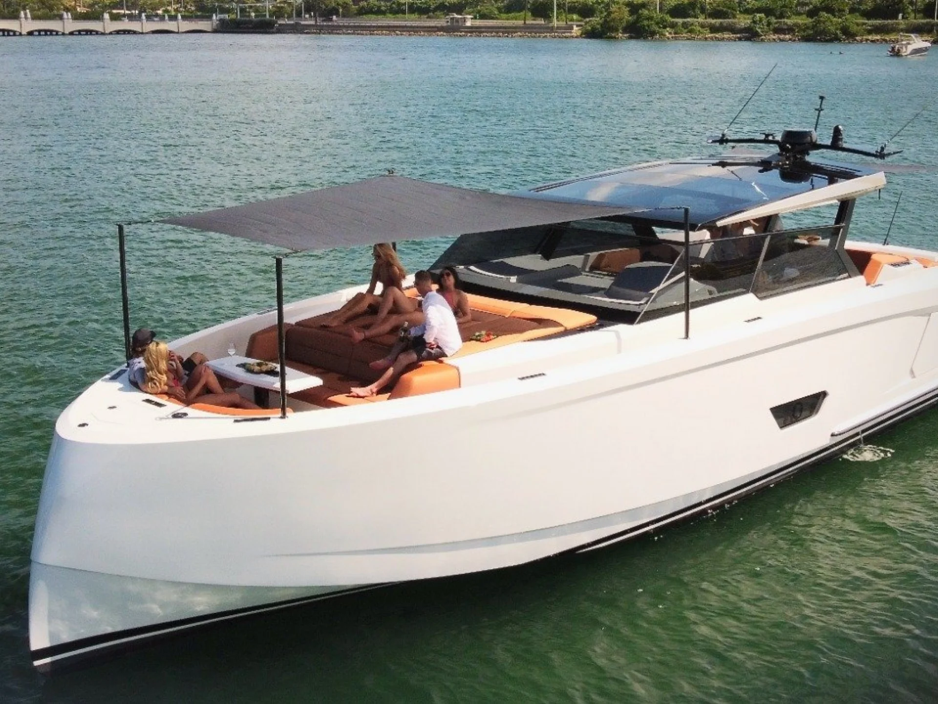 Vanquish VQ58 T-Top - Vanquish