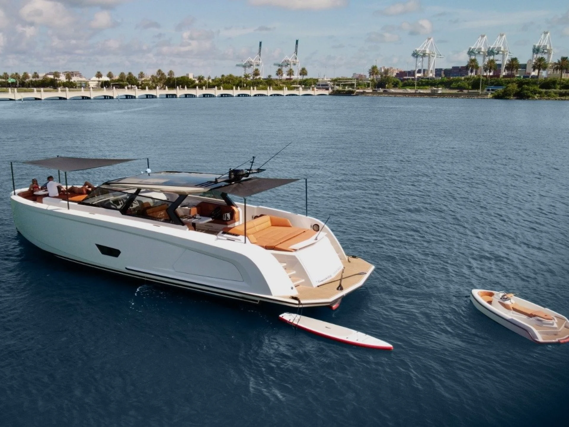 Vanquish VQ58 T-Top - Vanquish