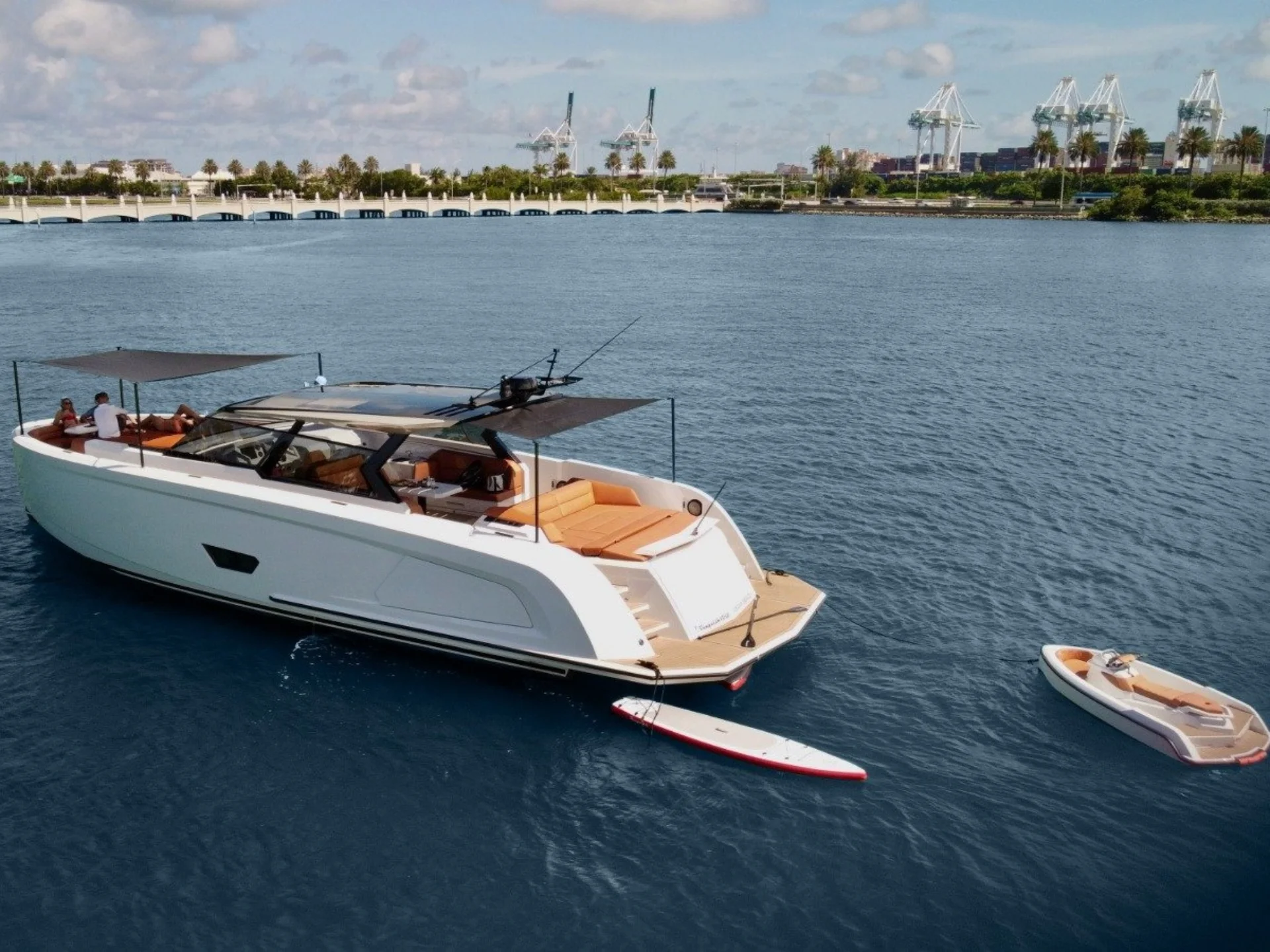 Vanquish VQ58 T-Top - Vanquish