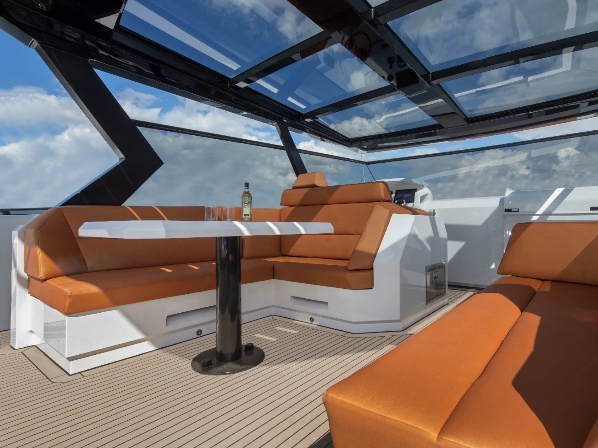 Vanquish VQ58 T-Top - Vanquish