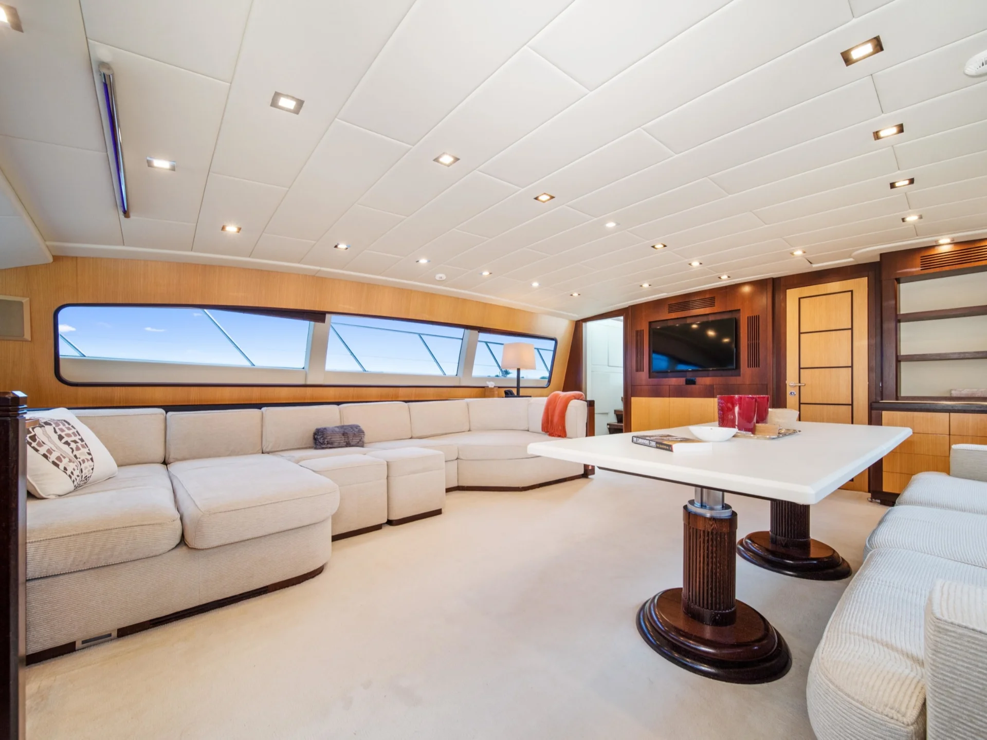 DAYA | Mangusta 105 - Mangusta