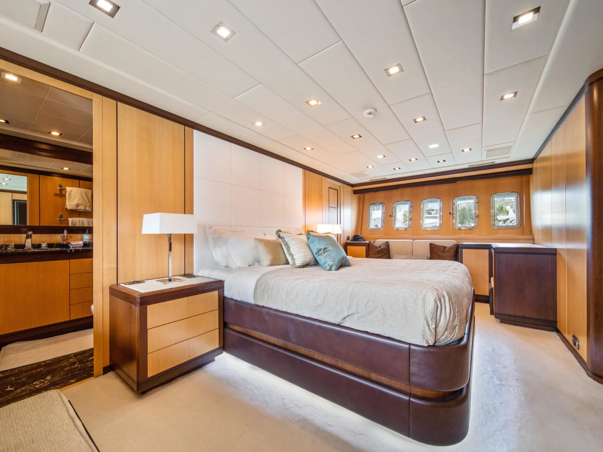 DAYA | Mangusta 105 - Mangusta