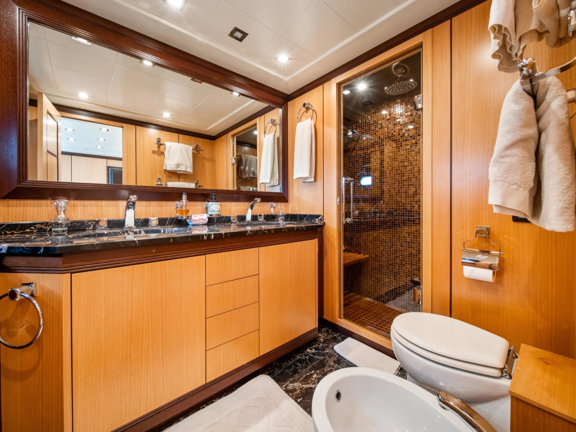 DAYA | Mangusta 105 - Mangusta