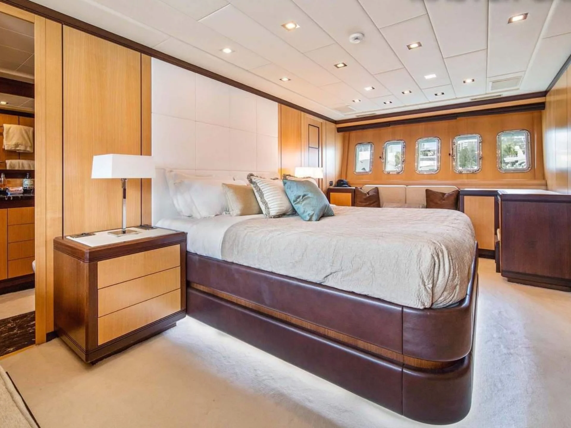 DAYA | Mangusta 105 - Mangusta