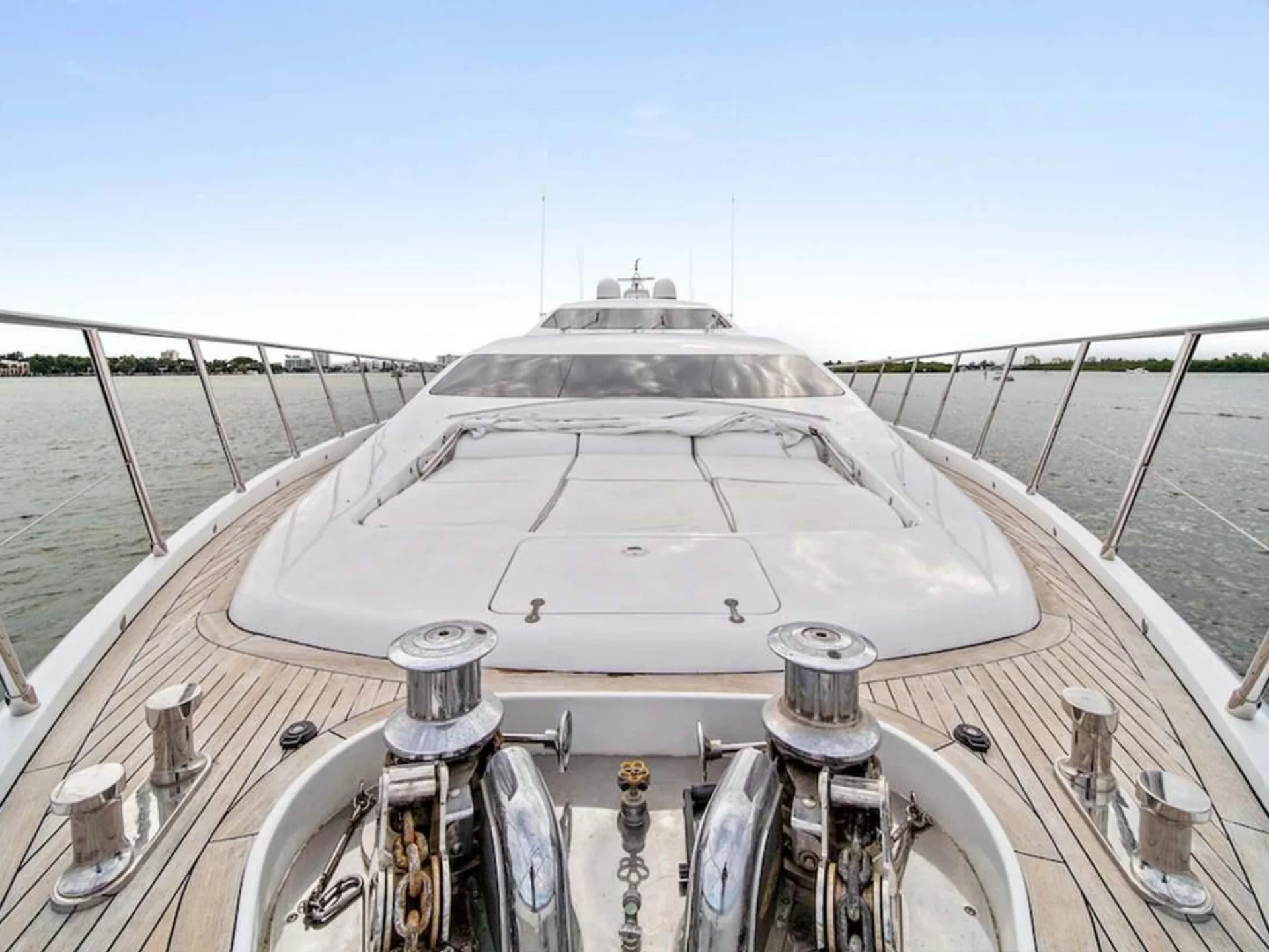 DAYA | Mangusta 105 - Mangusta