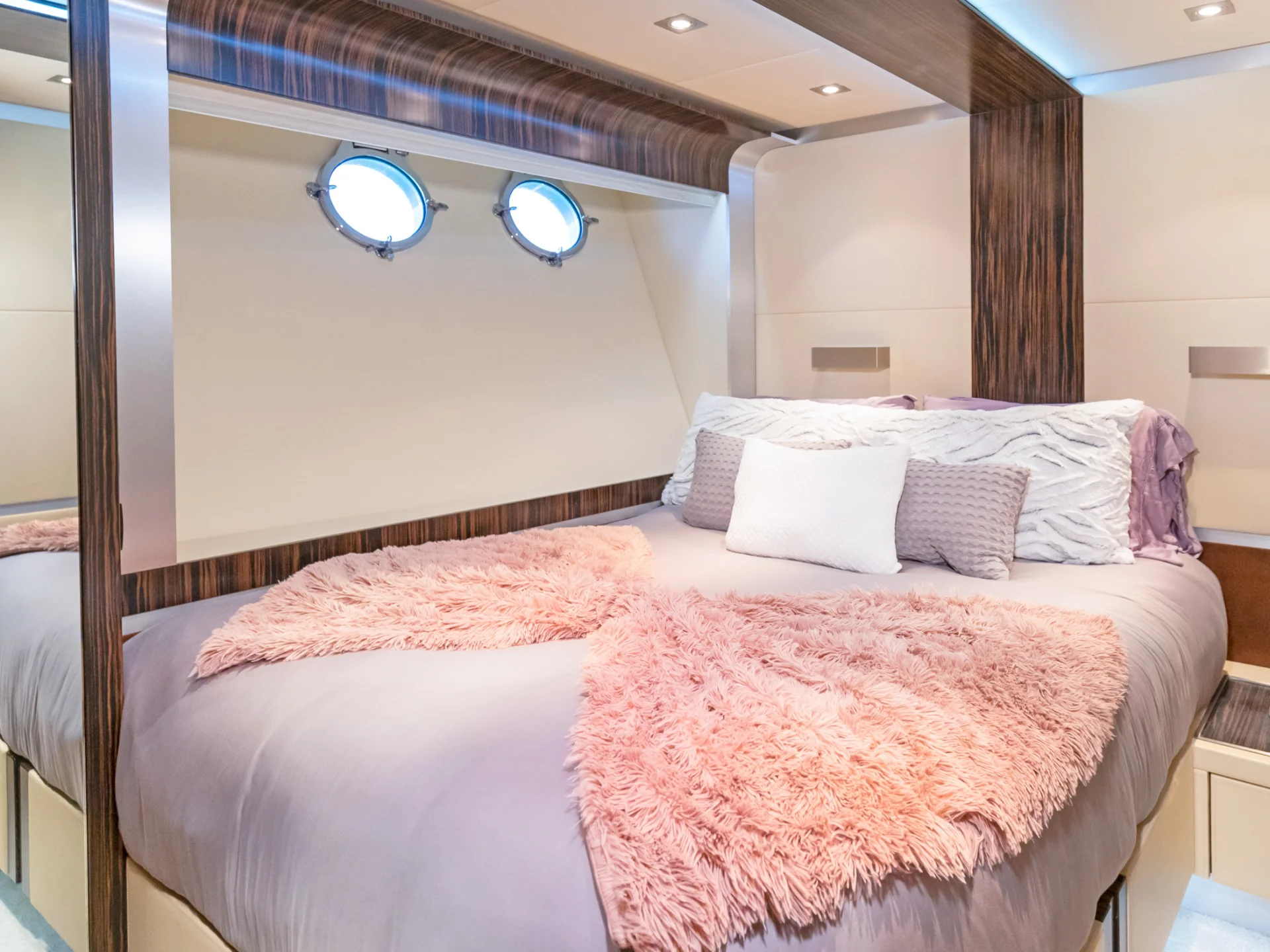 CASUAL | Dominator 100 - Dominator