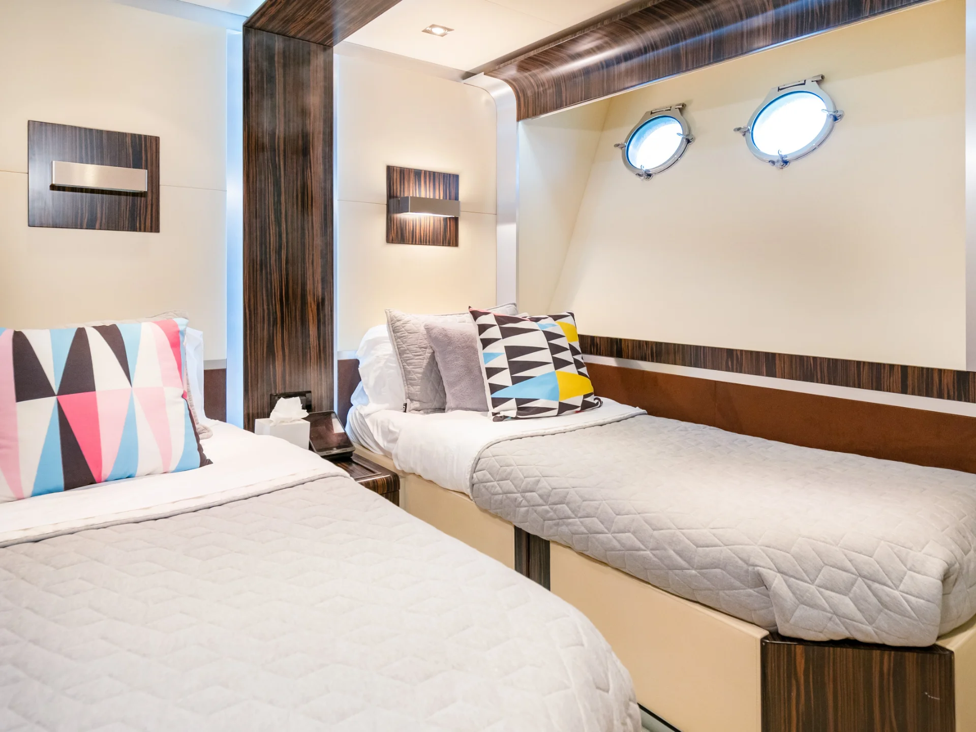 CASUAL | Dominator 100 - Dominator