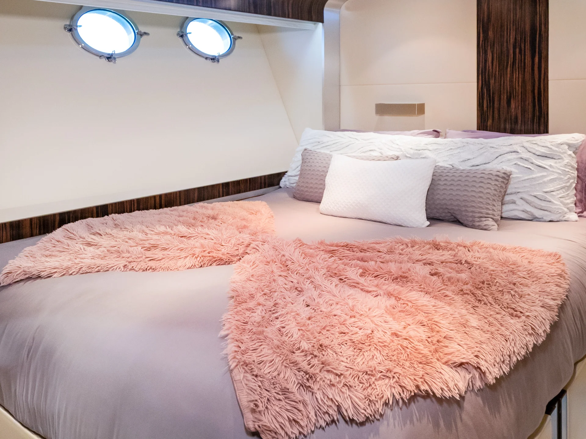 CASUAL | Dominator 100 - Dominator