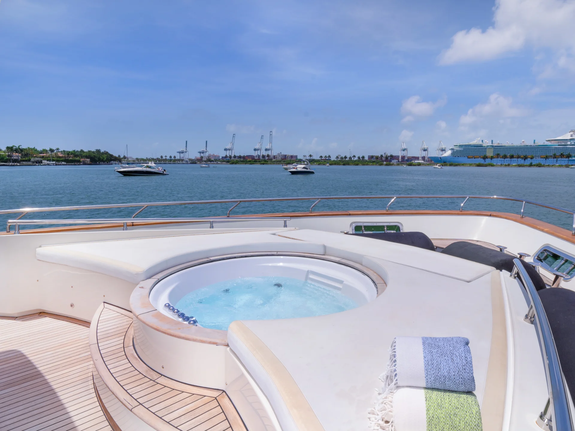 CASUAL | Dominator 100 - Dominator