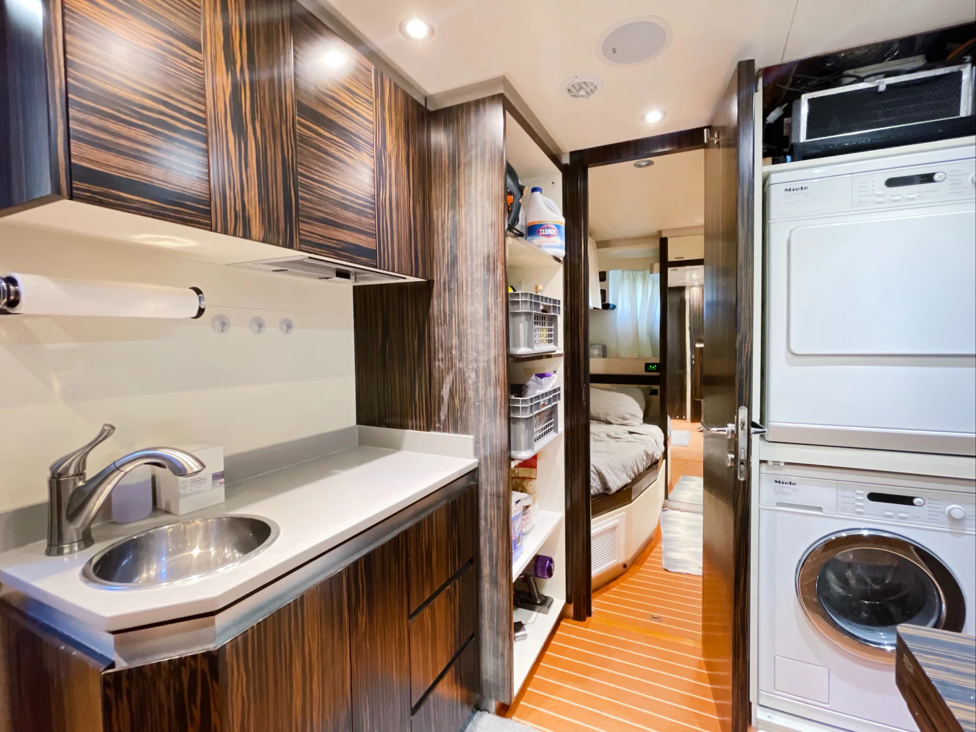 CASUAL | Dominator 100 - Dominator