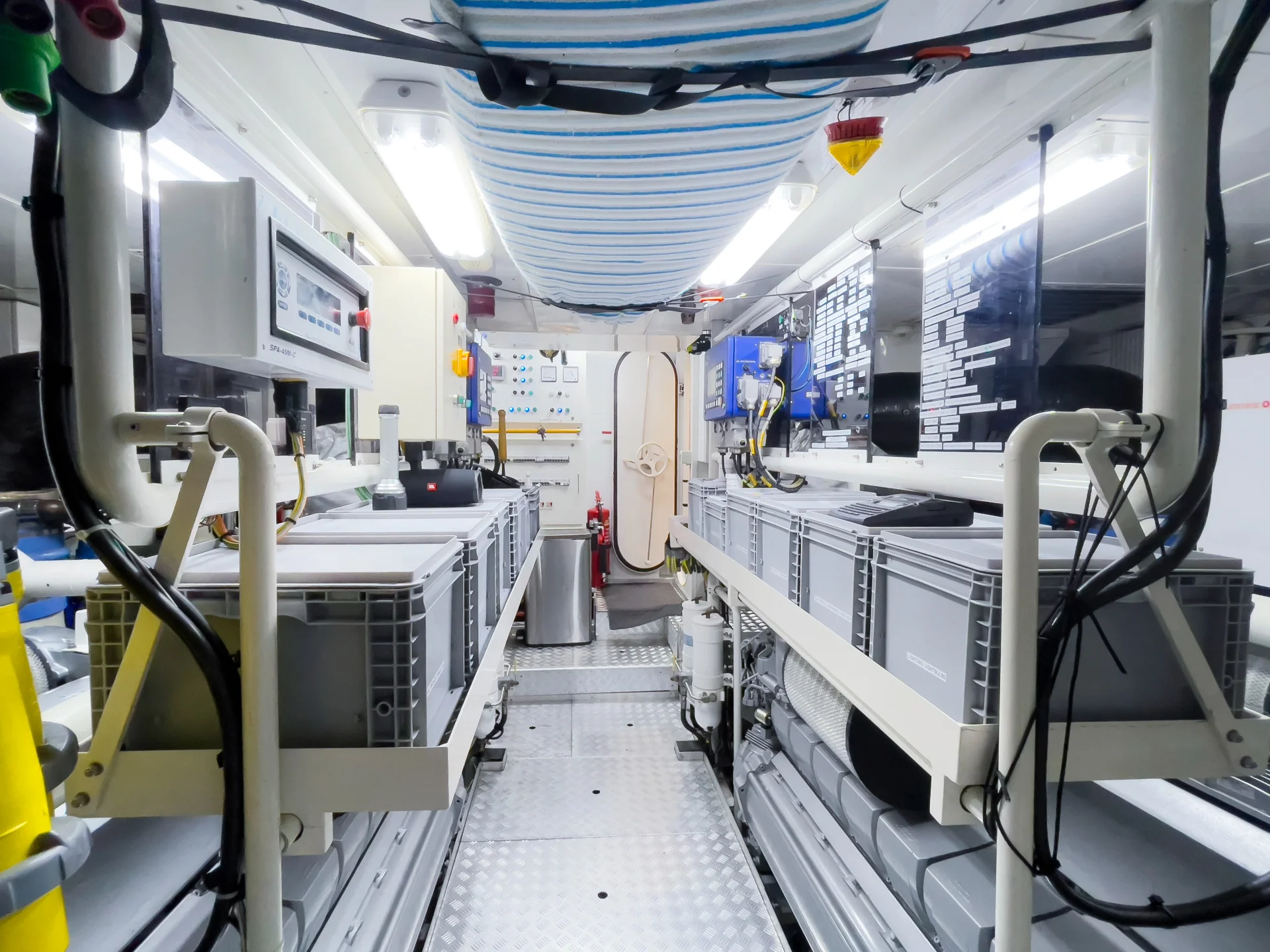 CASUAL | Dominator 100 - Dominator