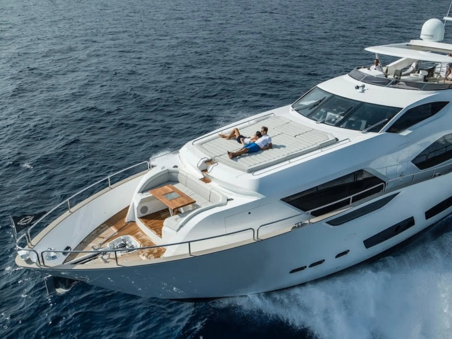 MIRRACLE | Sunseeker 95 - Sunseeker