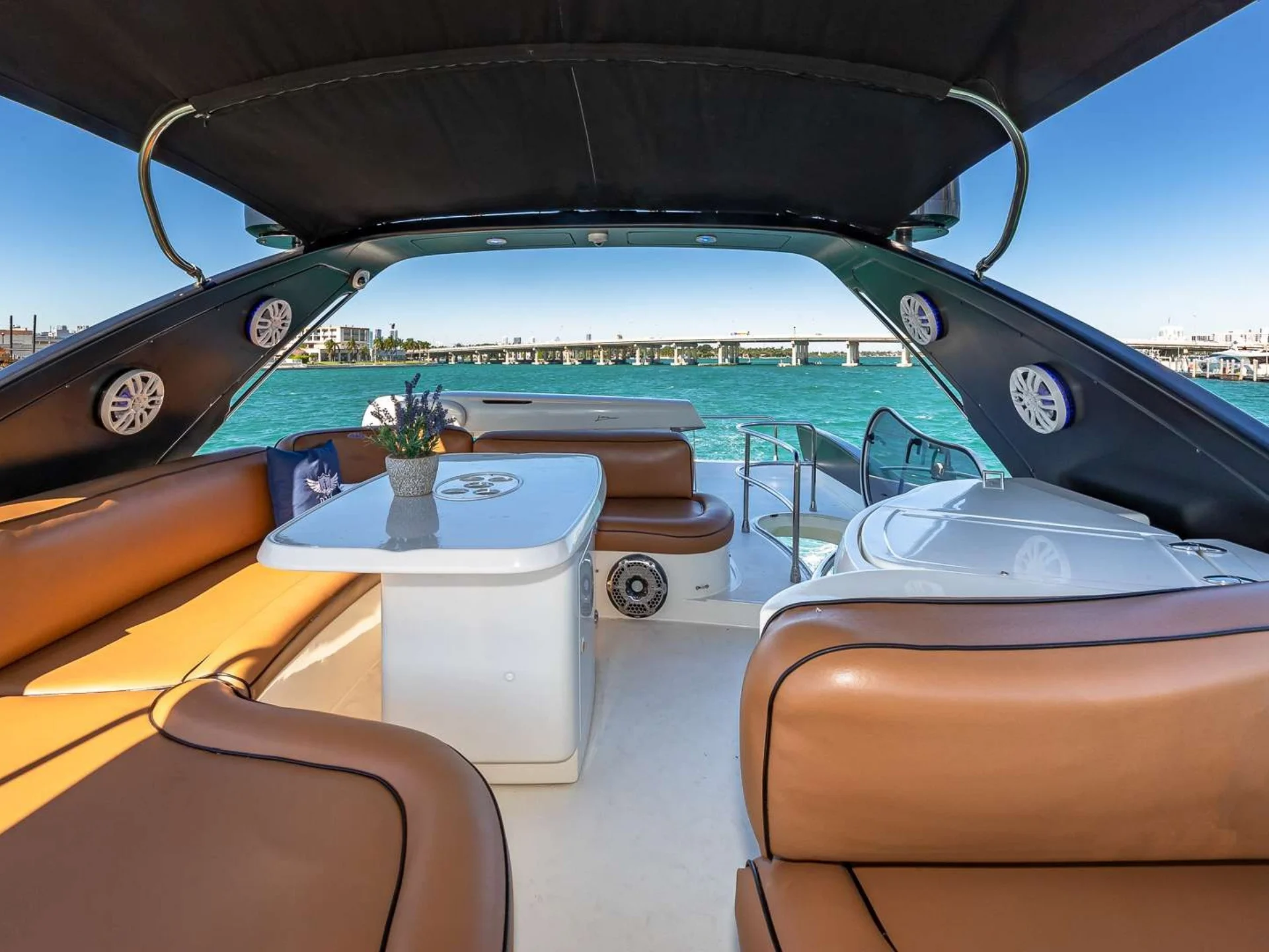 PRICELESS | Azimut 62 - Azimut