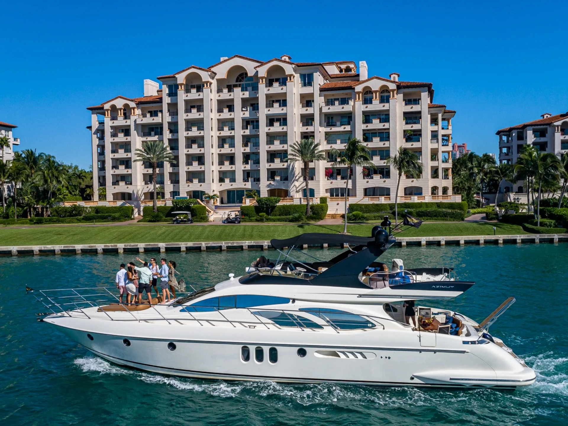 PRICELESS | Azimut 62 - Azimut