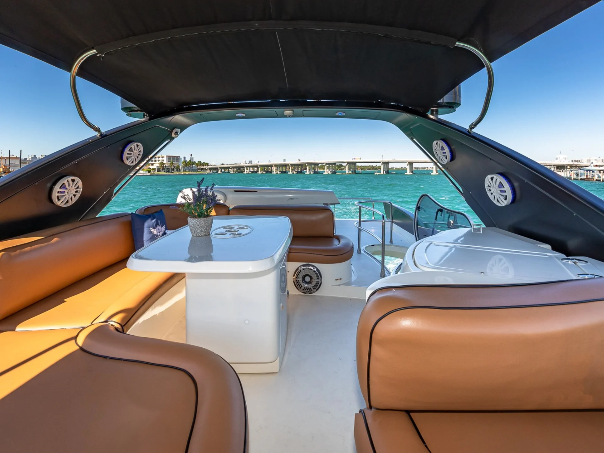 PRICELESS | Azimut 62 - Azimut
