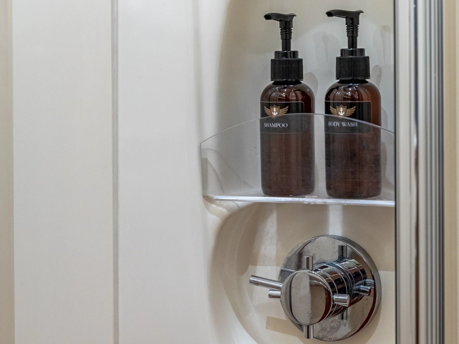 PRICELESS | Azimut 62 - Azimut