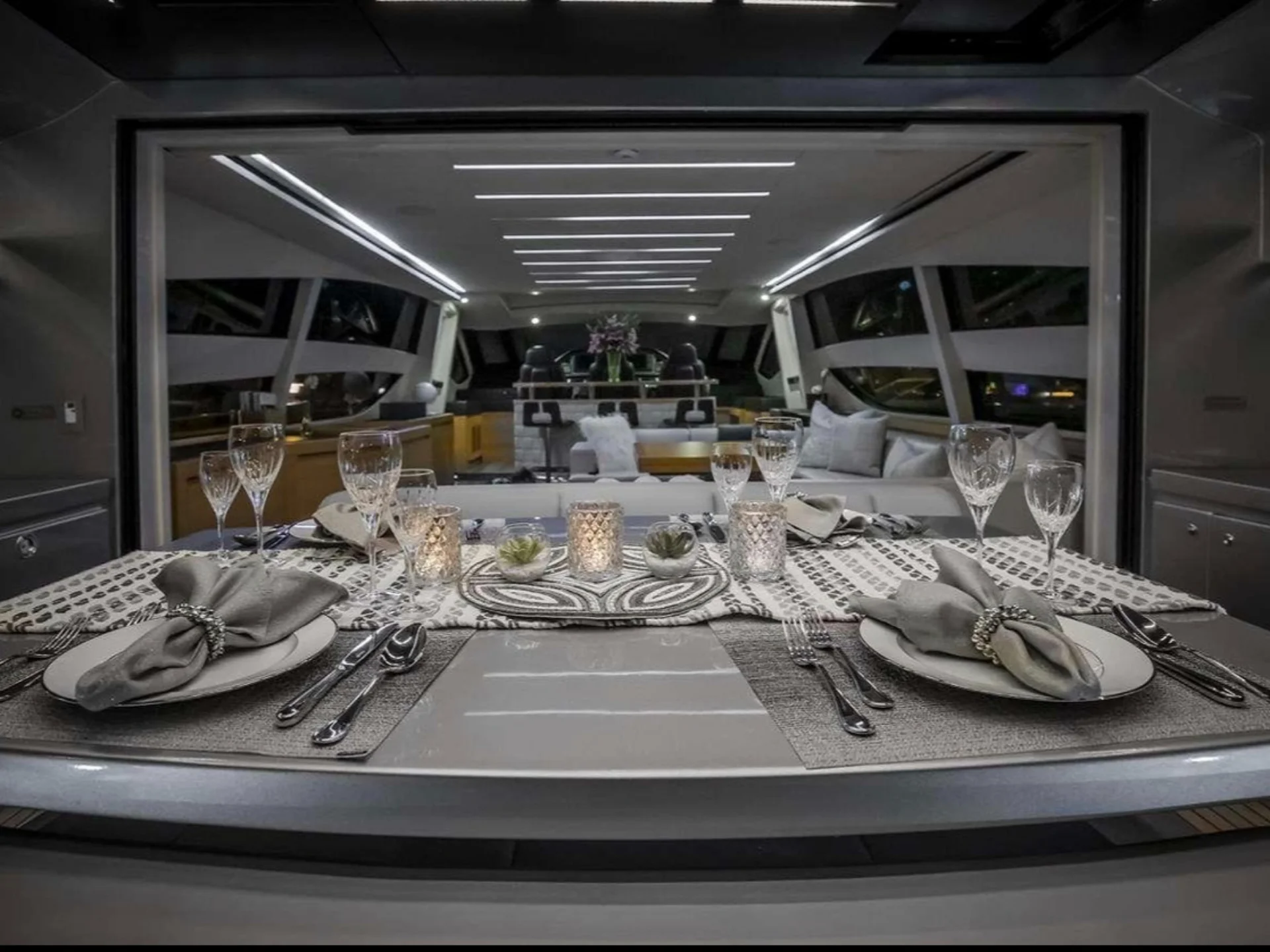 MILAGROS | Pershing 82 - Pershing