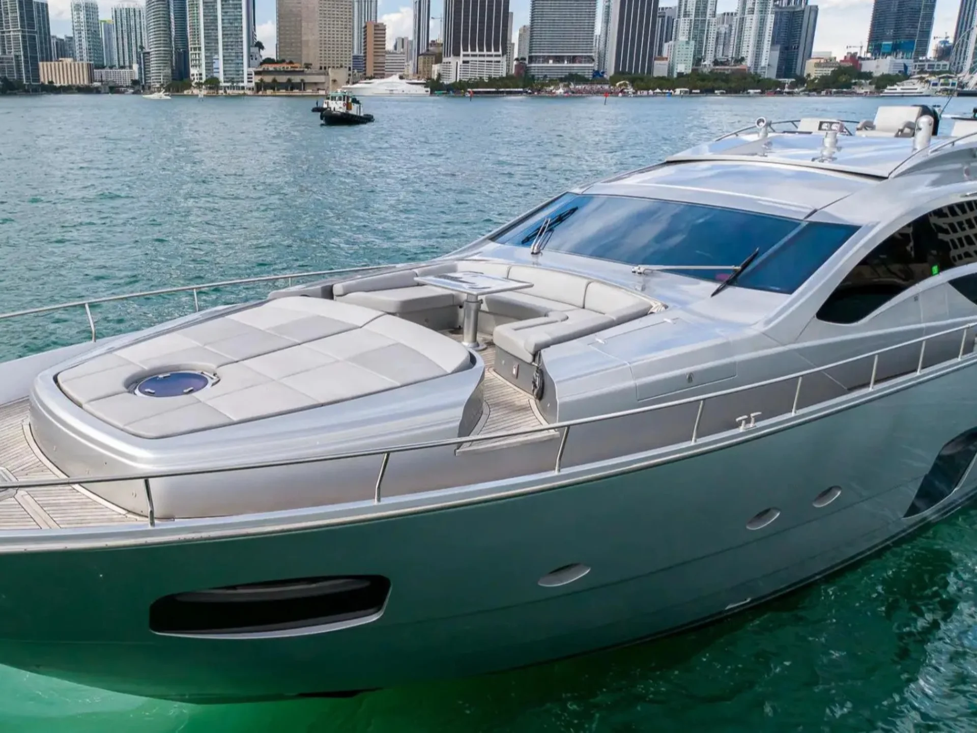 MILAGROS | Pershing 82 - Pershing