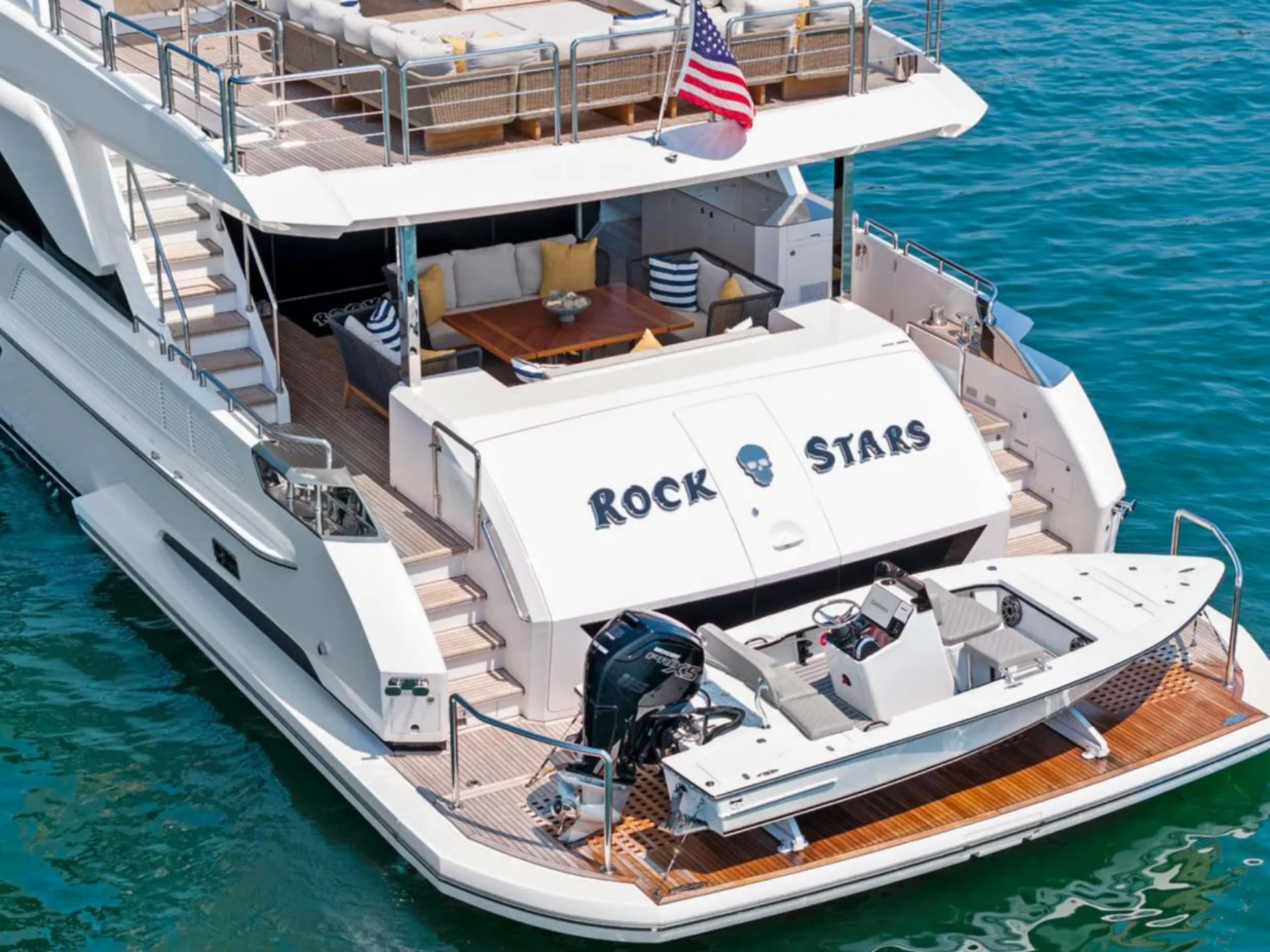 ROCK STARS - Horizon Motoryachts
