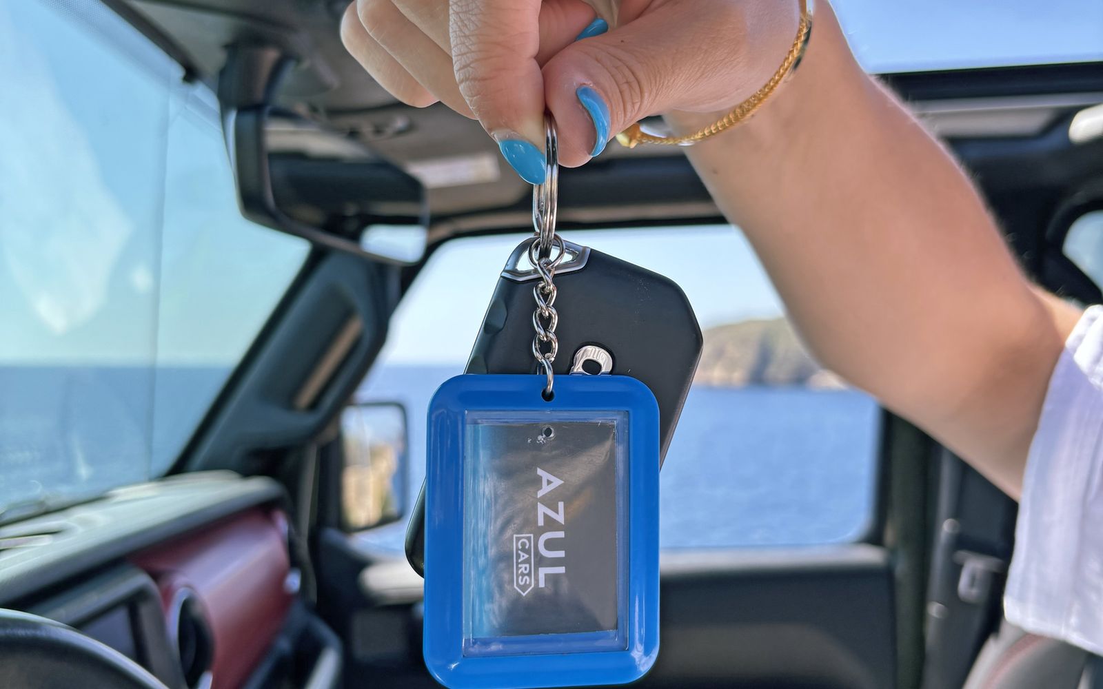 Azul Cars-Schlüsselanhänger im Jeep Wrangler Rubicon