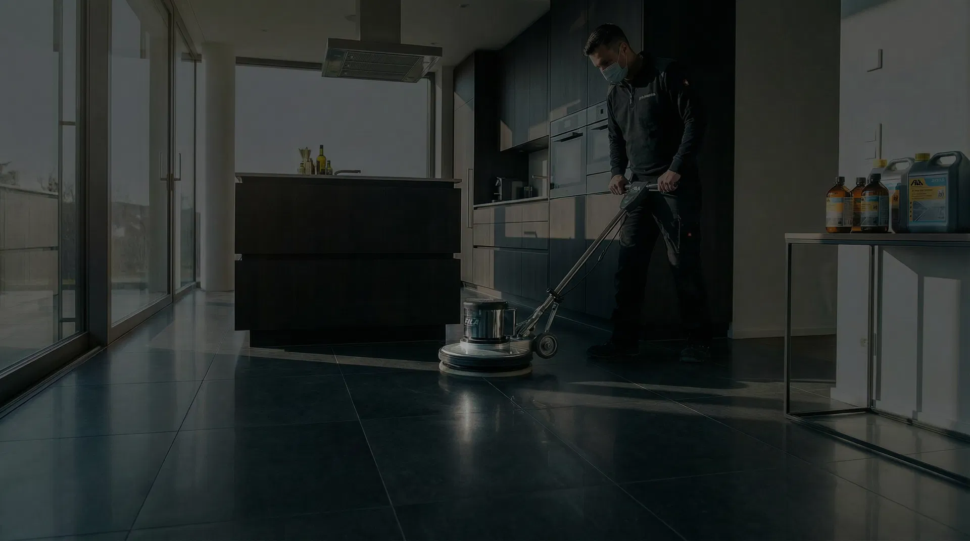 Feinsteinzeug Fliesen reinigen wie die Profis 2026