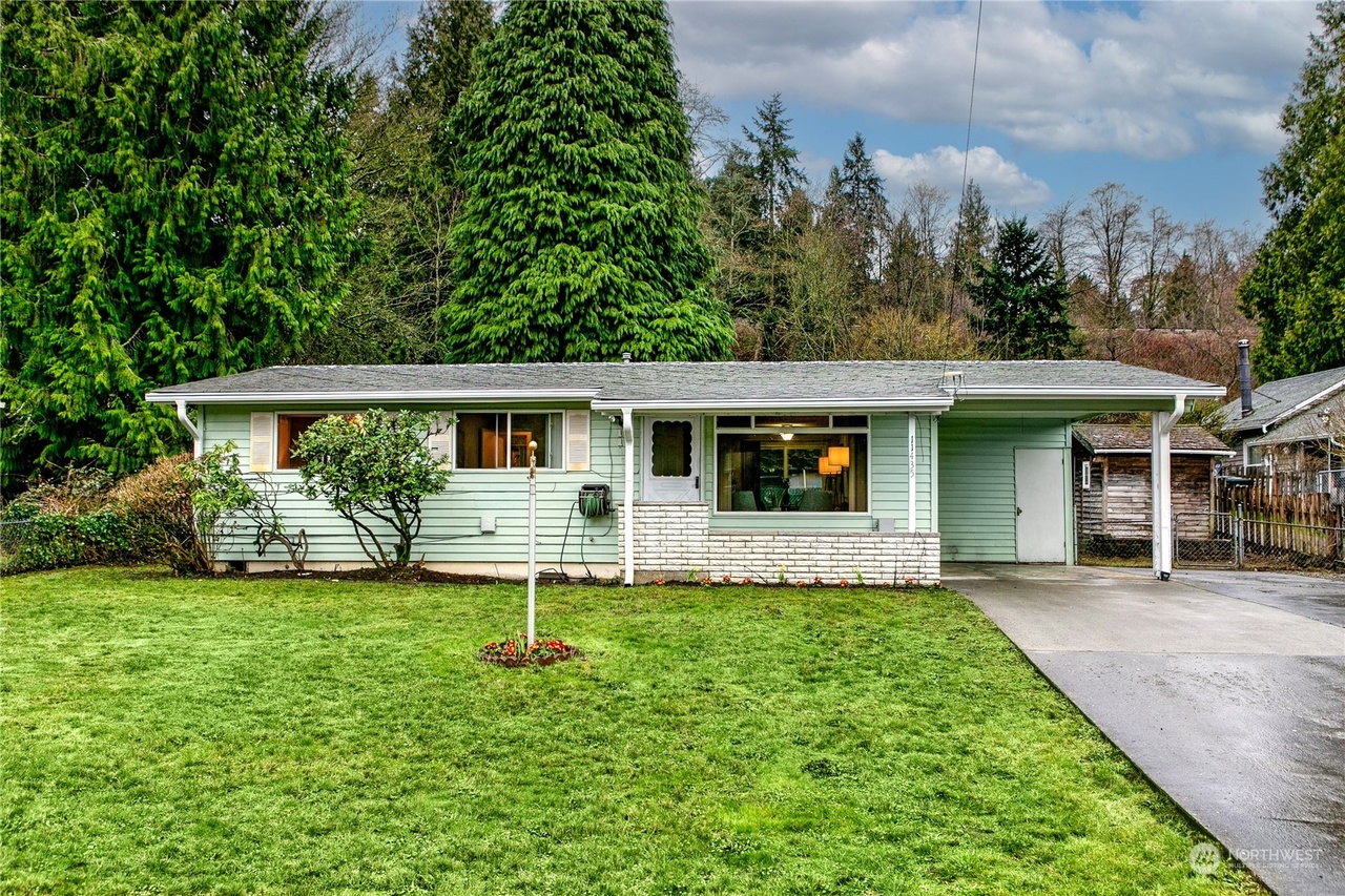 11435 8th Ave S Burien, WA 98168