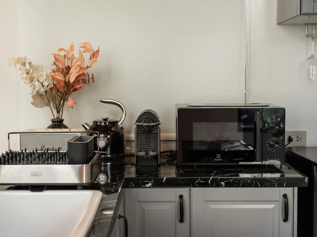 Villa with Lake View