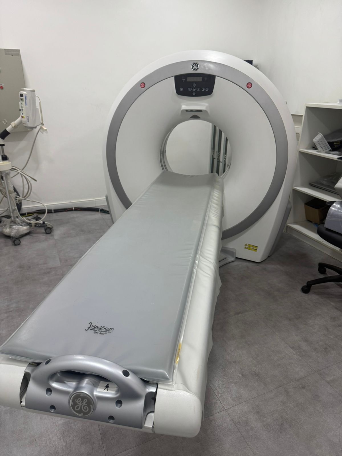 Tomografia Revolution ACT 16 